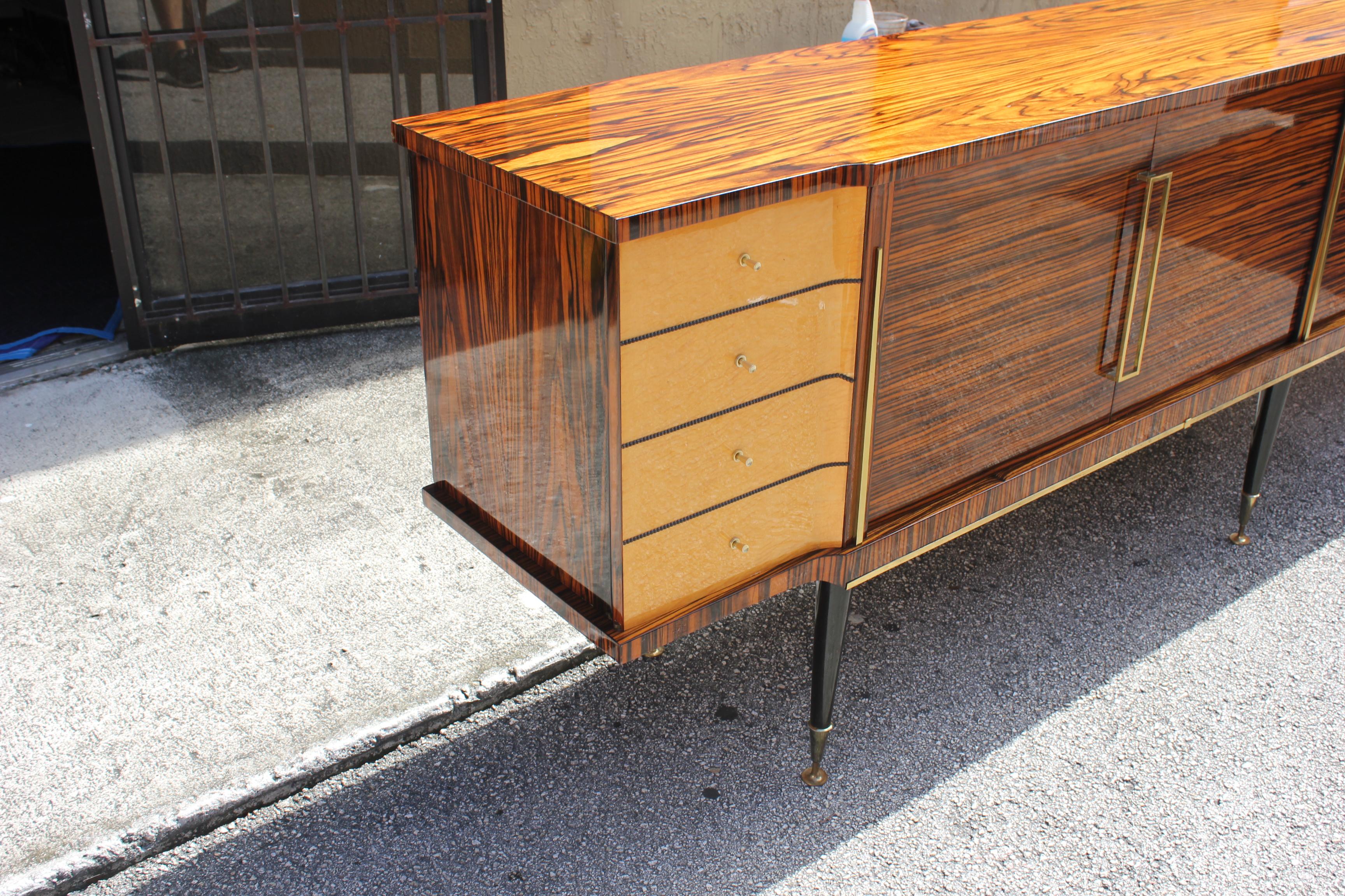 Long French Art Deco Macassar Ebony with Burl Wood Sideboard or Buffet In Excellent Condition In Hialeah, FL