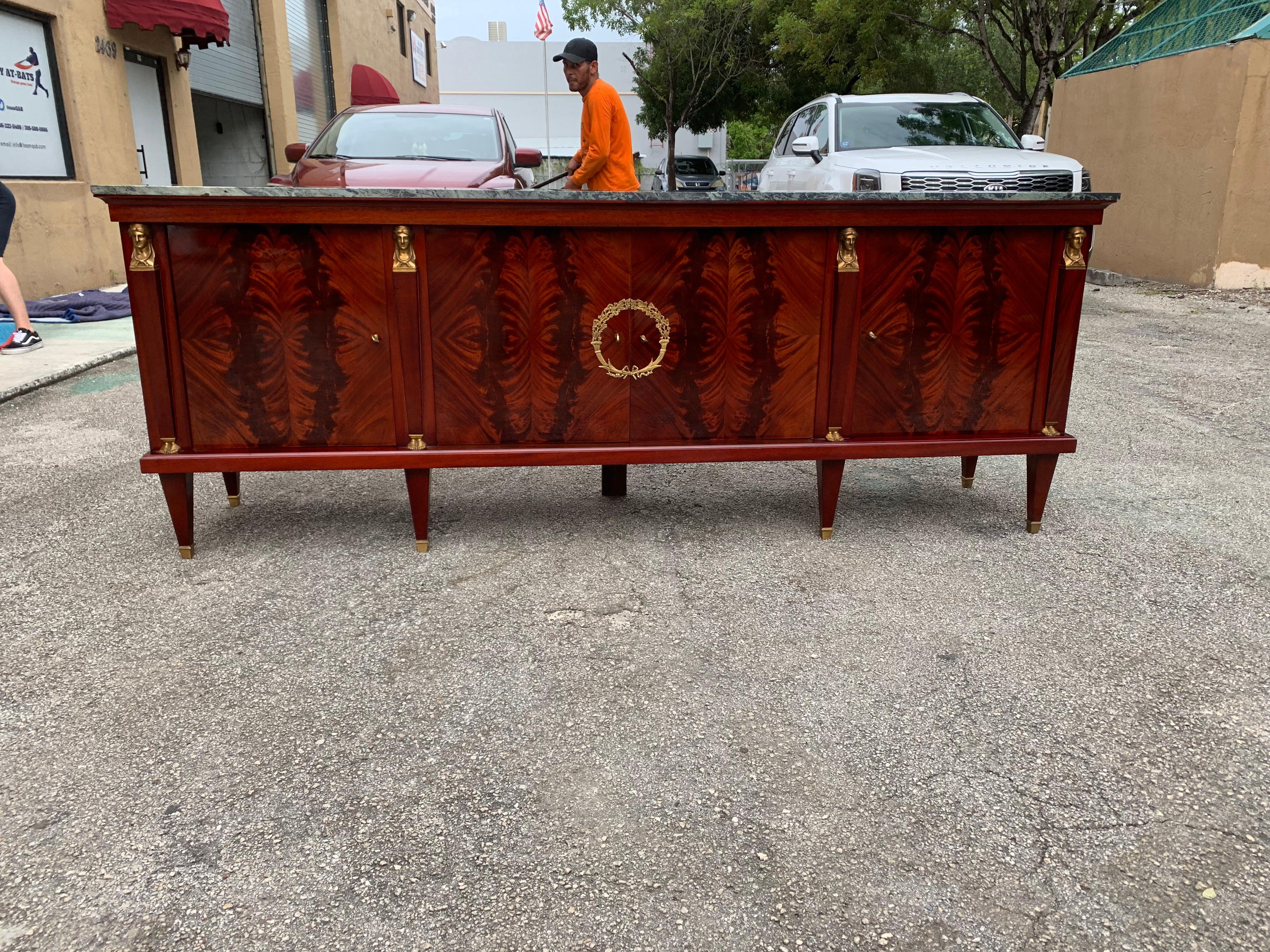 Long French Empire Mahogany Sideboard / Buffet, 1910s In Good Condition For Sale In Hialeah, FL