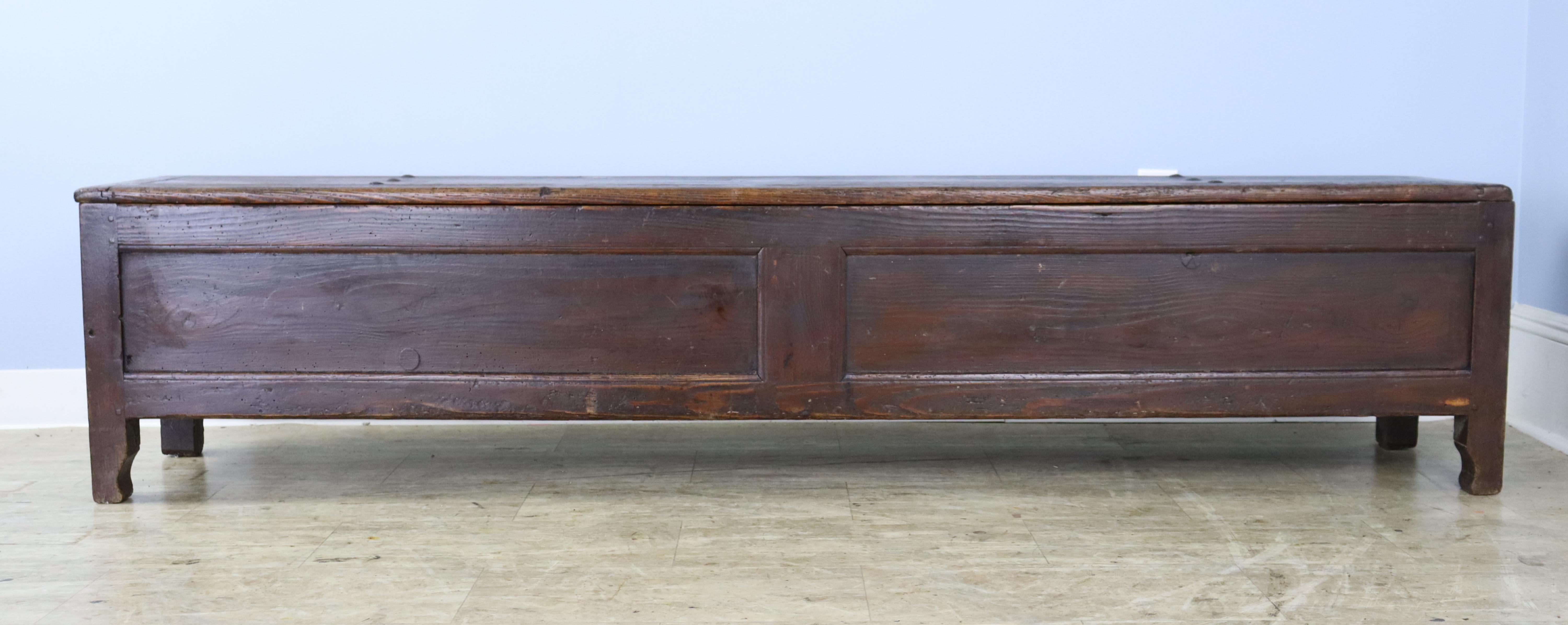 Long French Pine Seat or Coffer with Lift Lid In Good Condition For Sale In Port Chester, NY