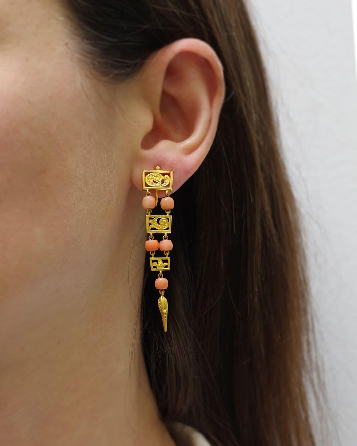 Women's Long Georgian Italian earrings 18k gold, Etruscan revival antique pendants