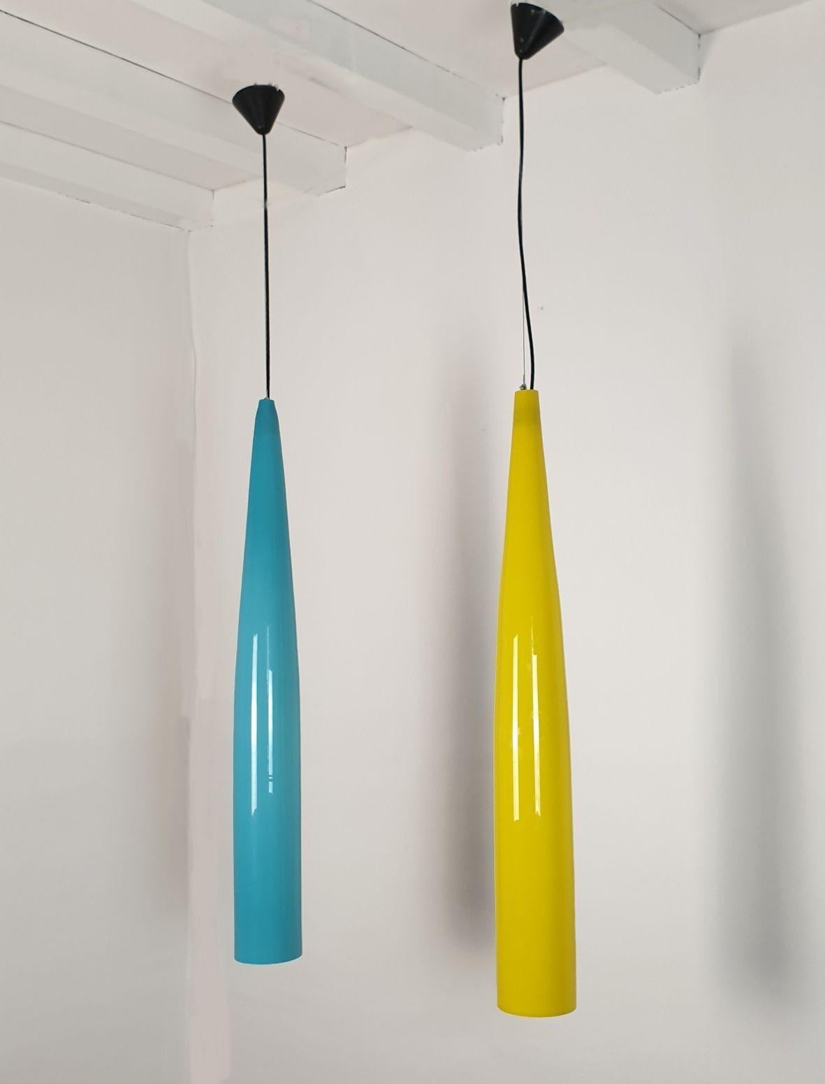 Mid-Century Modern Tall glass pendants by Alessandro Pianon for Vistosi - a pair For Sale