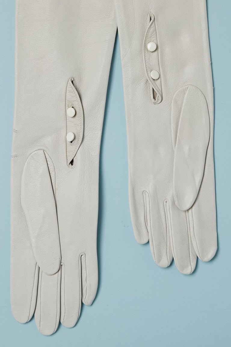 Louis Vuitton Leather Gloves - 3 For Sale on 1stDibs