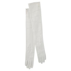 Gants longs en cuir blanc cassé avec boutons et cuir de marque Louis Vuitton 