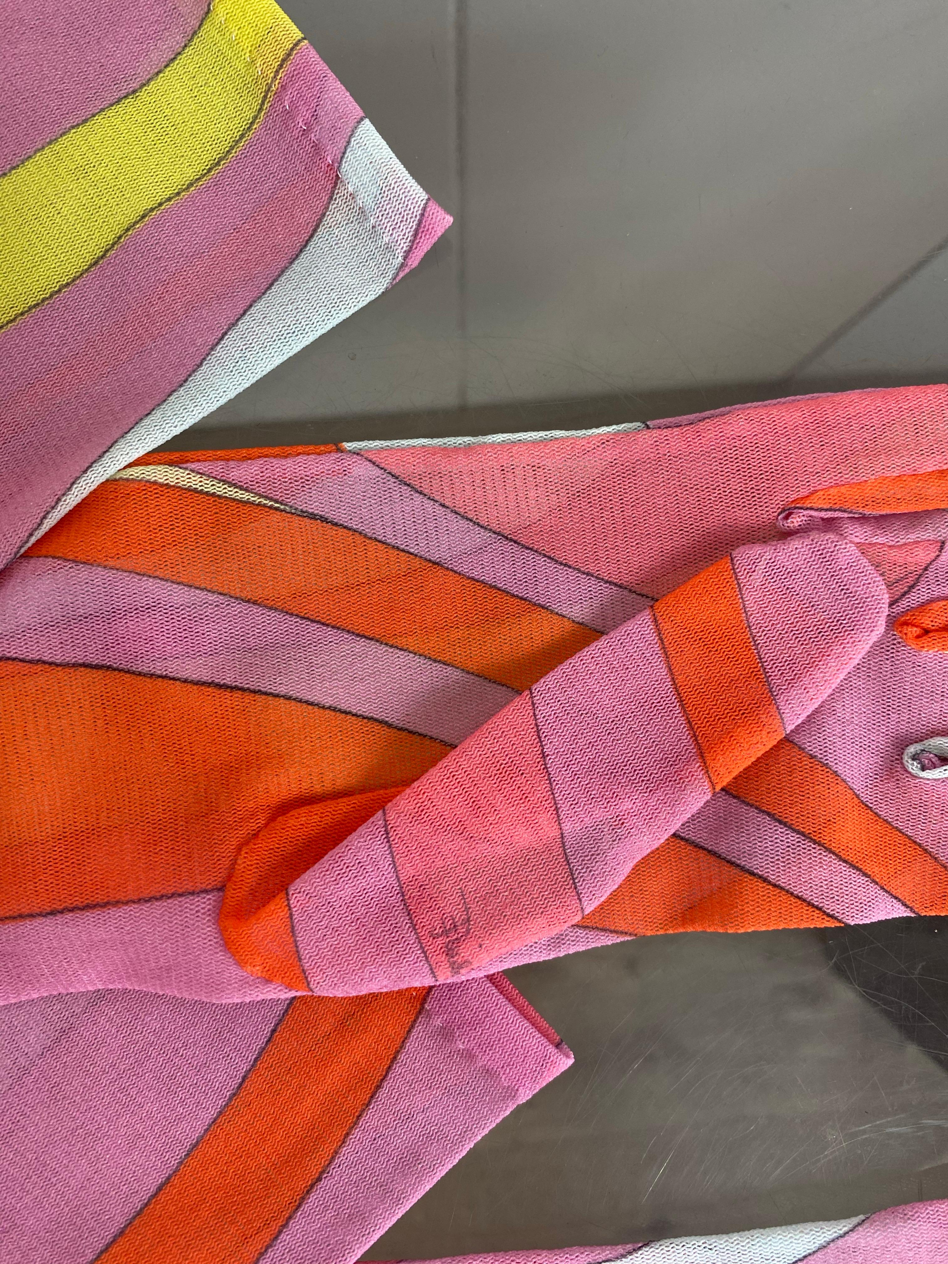 Pink Long gloves with pink details Emilio Pucci. For Sale