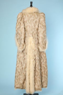 Long gold brocade Mongolian's lamb English Opera's coat September 1890