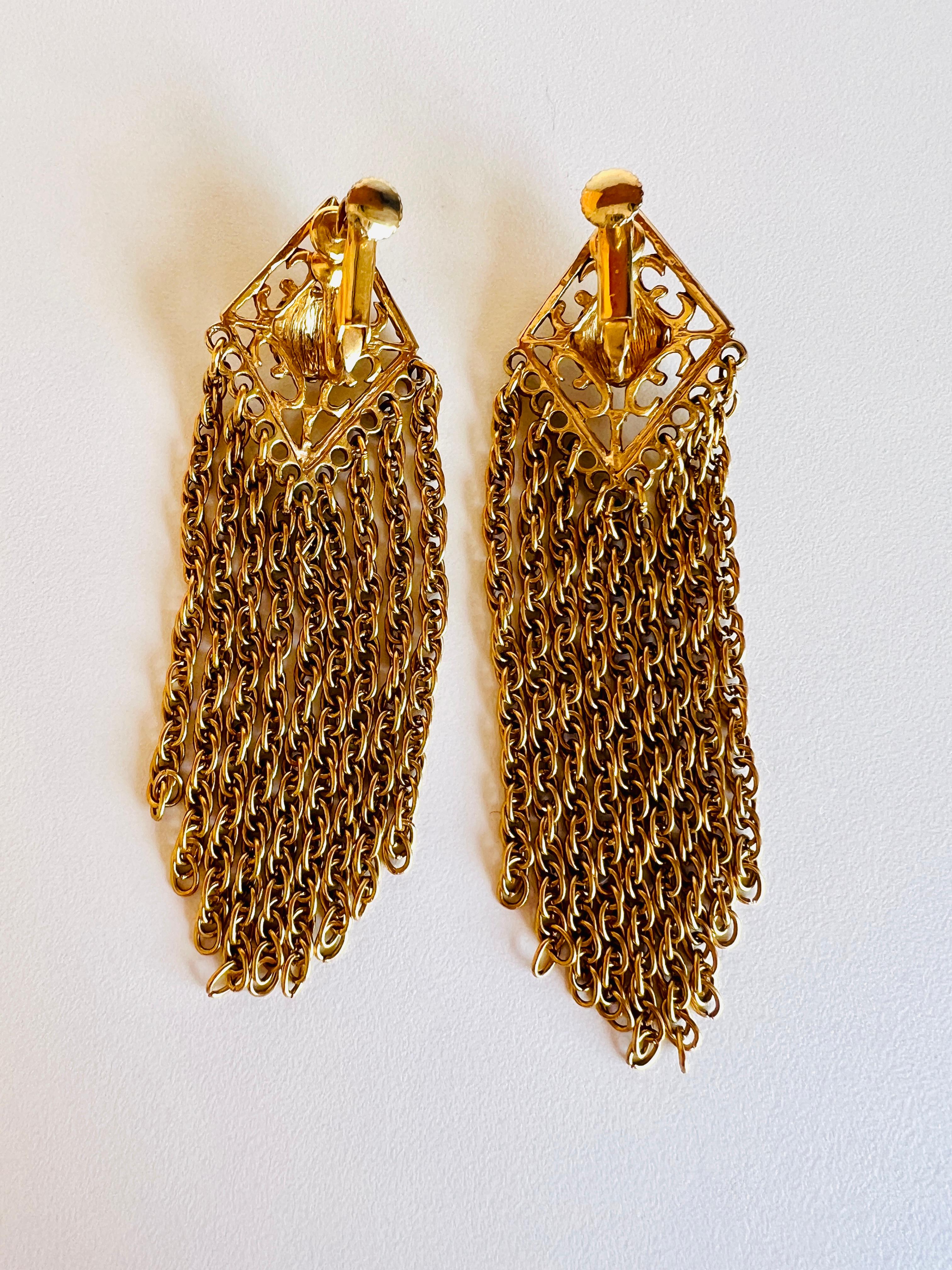 Women's Long Gold Chain Tassel Dangle Clip on Earrings For Sale