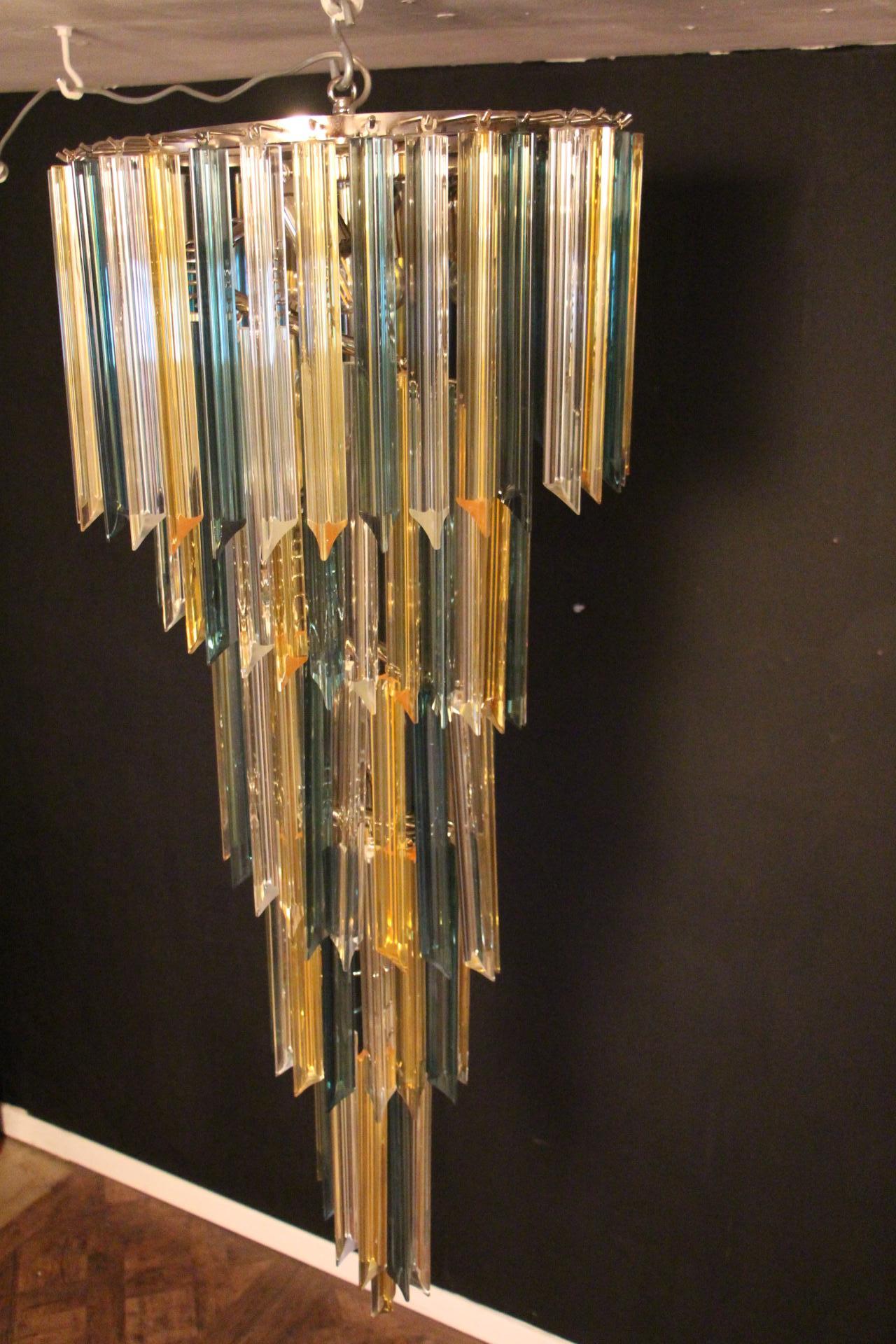 Long Green and Amber Murano Glass Spiral Chandelier, Venini Style In Excellent Condition In Saint-Ouen, FR