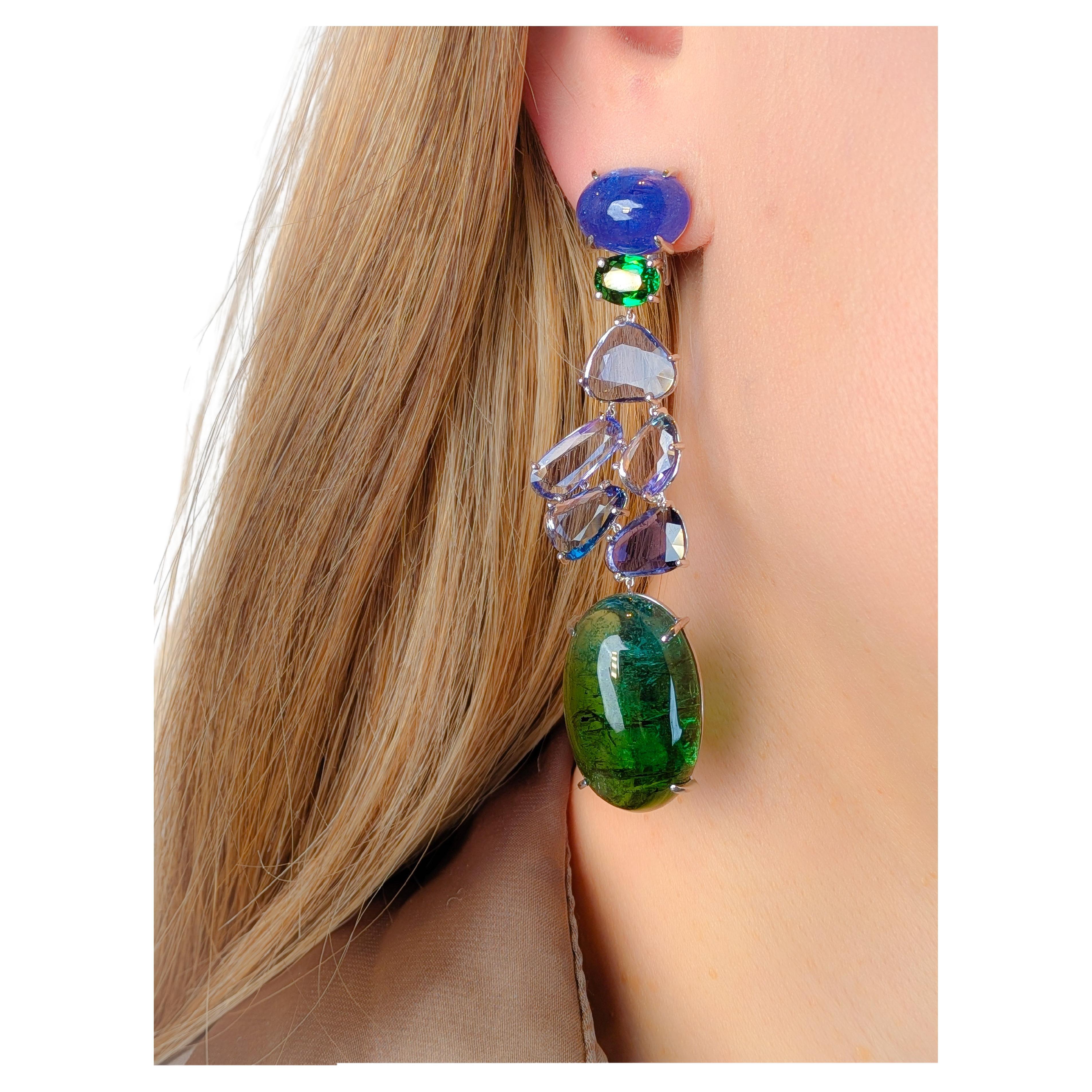 Long green blue tourmaline tanzanite drop earrings 18k 750 white gold cabochon in vendita