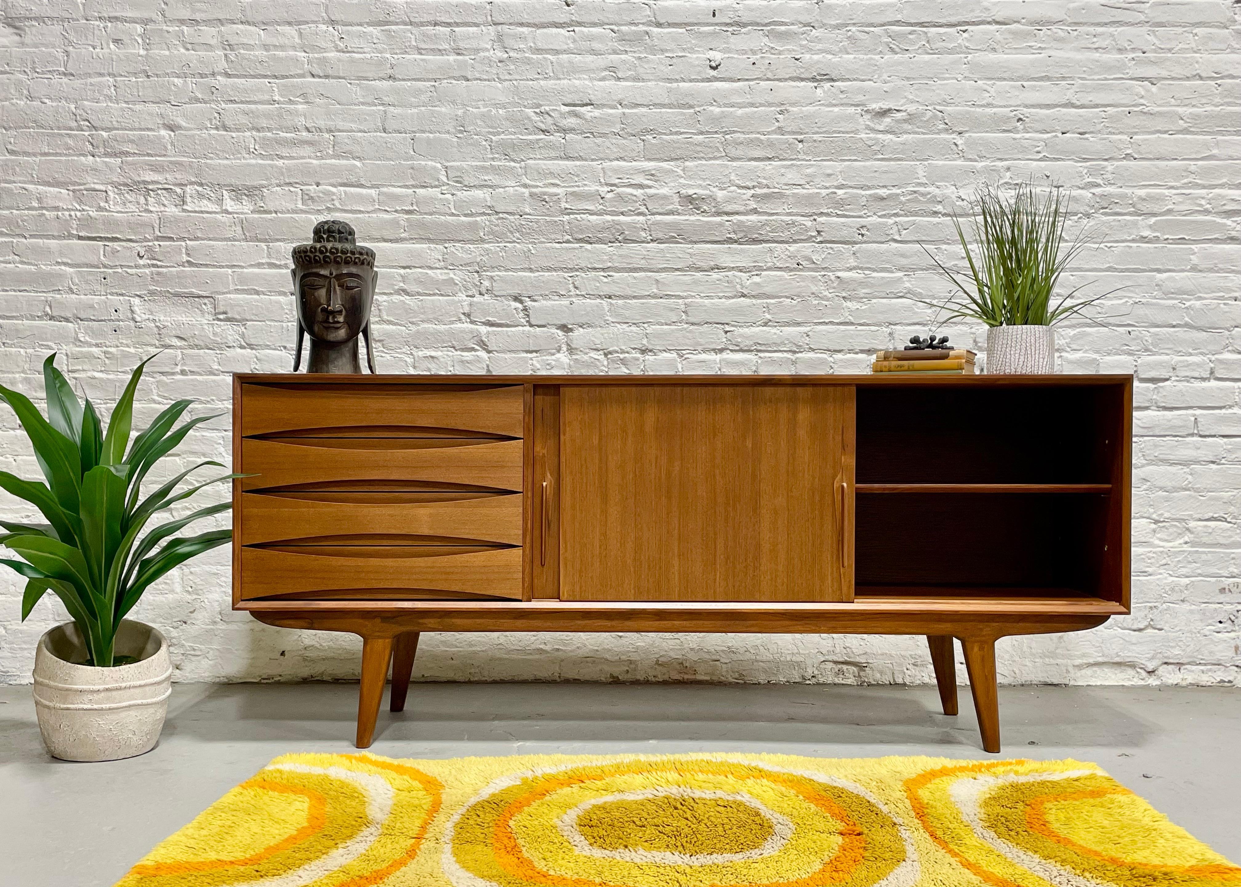 LONG + Handsome Mid Century Modern styled Teak CREDENZA / Sideboard For Sale 1