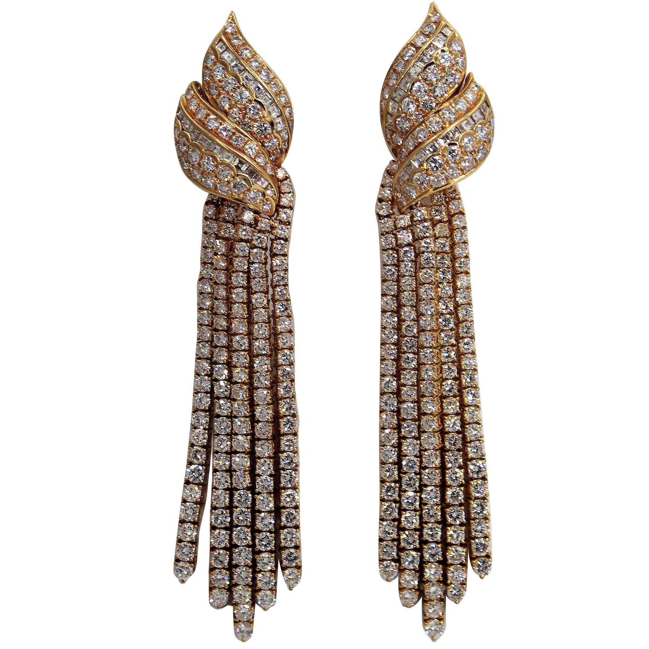 Long Hanging Gold and Diamond Earring