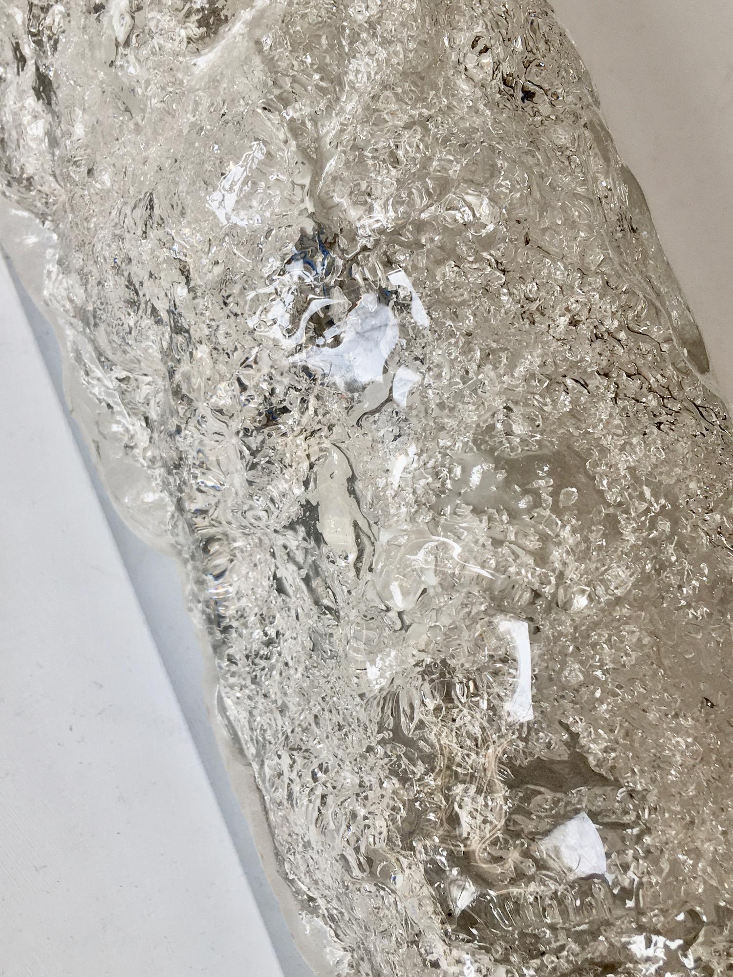 Langer Schminktischleuchter aus Eisglas auf einem Chromrahmen von Hillebrand, Deutschland im Zustand „Gut“ im Angebot in London, GB