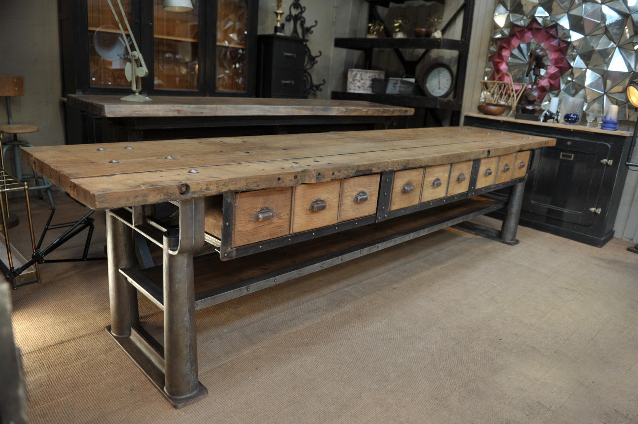 Long Industrial Work Console Table in Cast Iron with 9 Drawers Franc, circa 1900 For Sale 2