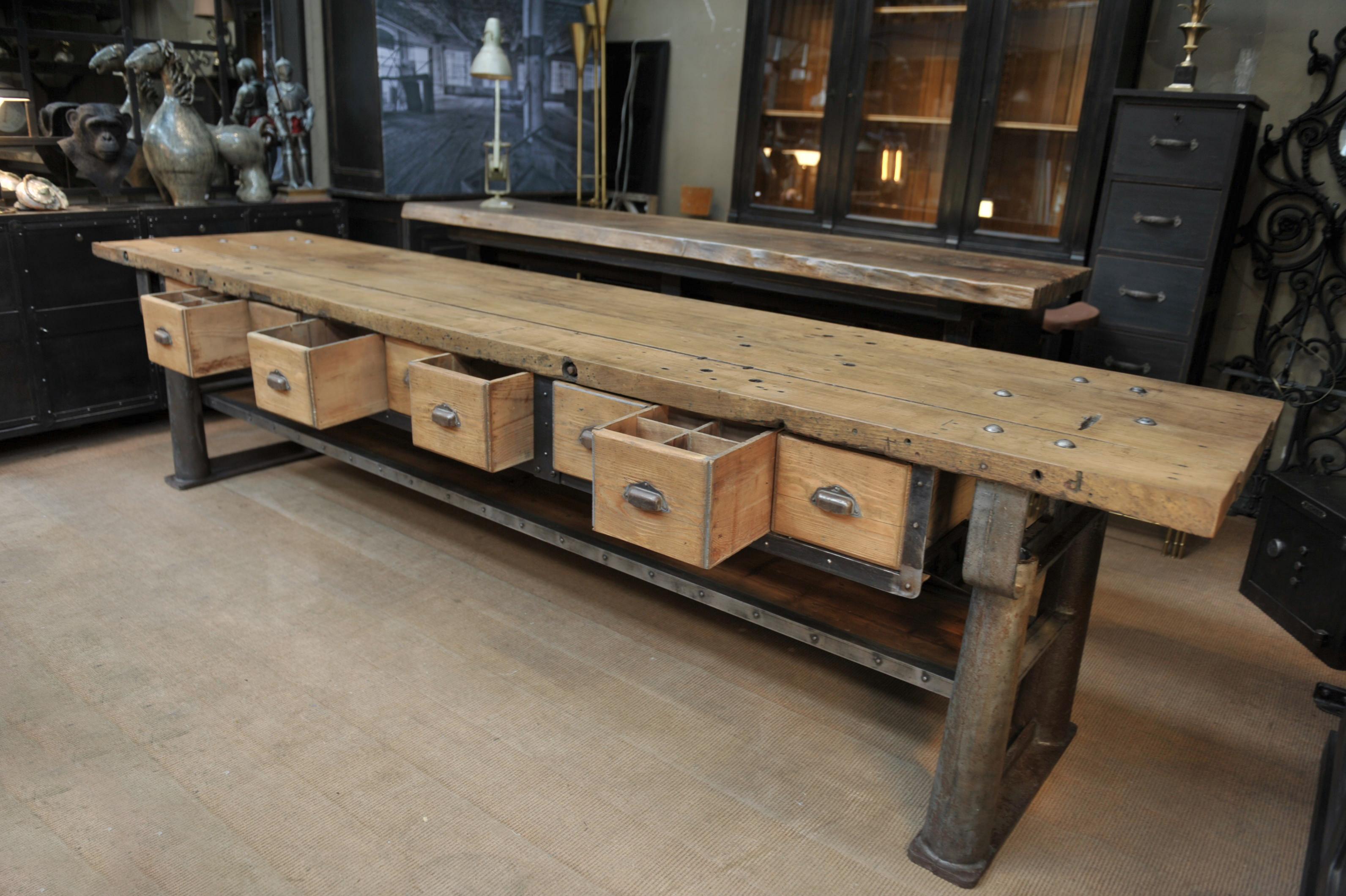Long Industrial Work Console Table in Cast Iron with 9 Drawers Franc, circa 1900 For Sale 3