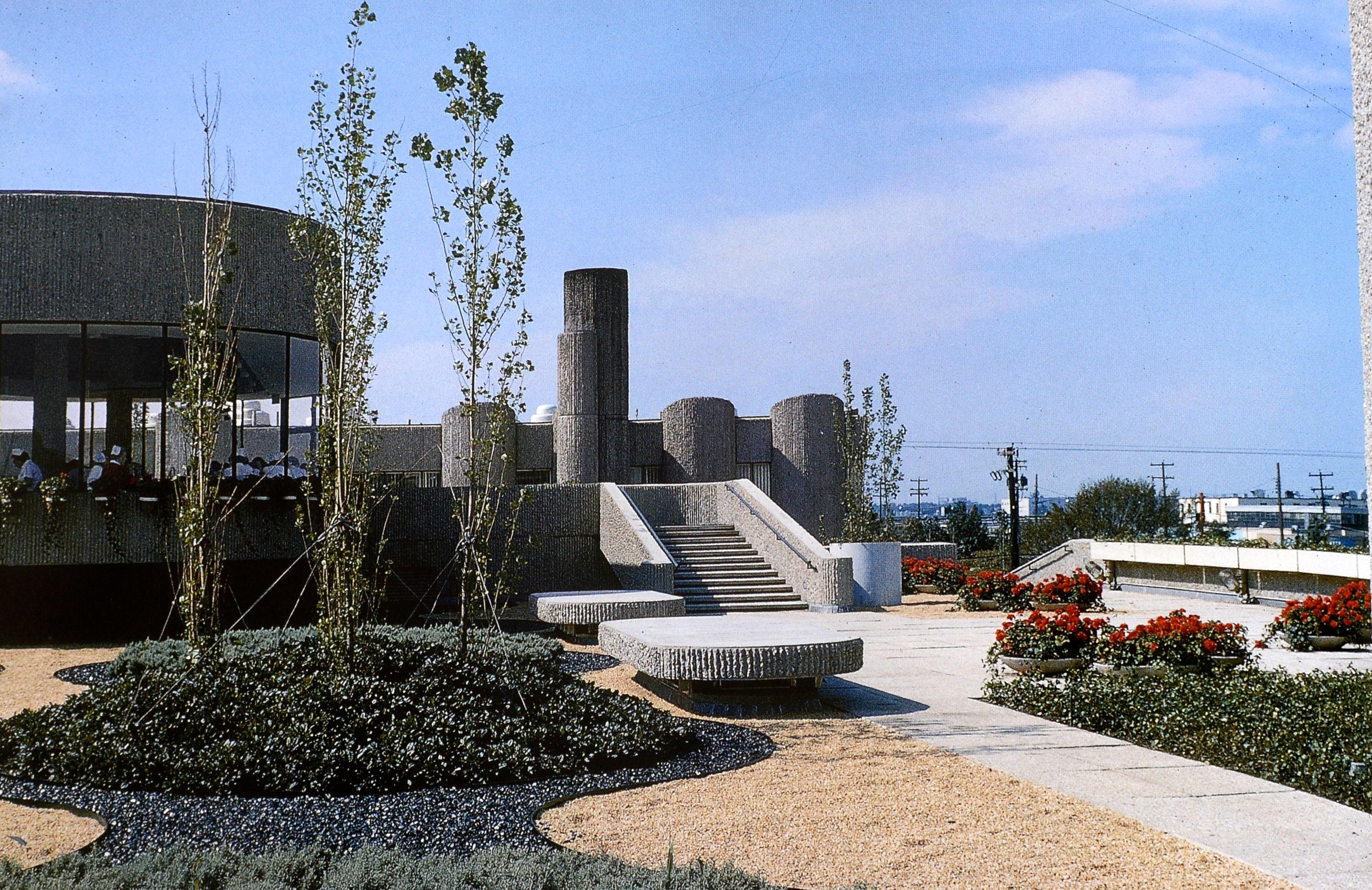 Paper Long Island Modernism, 1930-1980, by Caroline Rob Zaleski, Stated 1st Ed For Sale