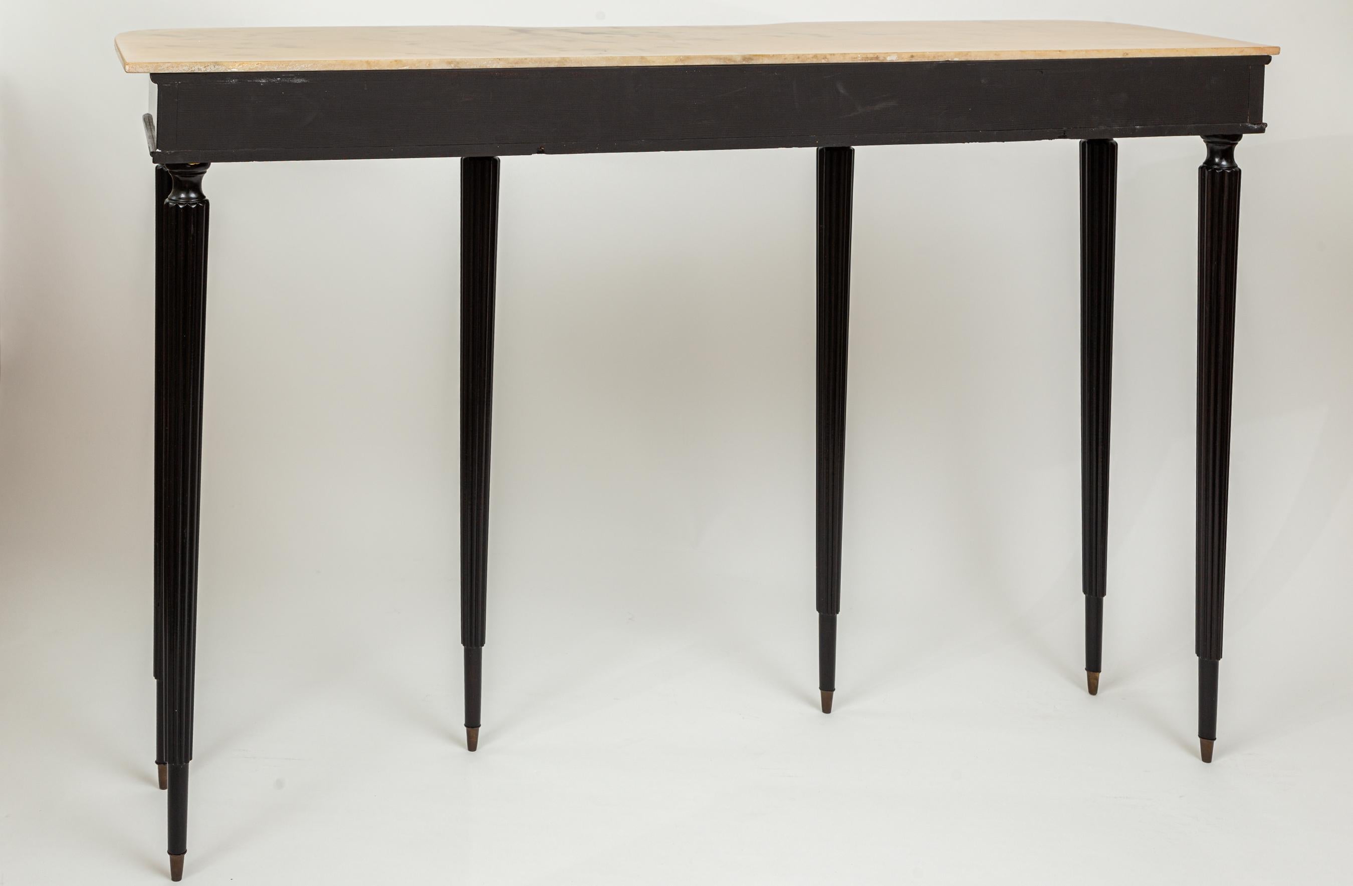 Long Italian Neoclassical Style Lacquered Console For Sale 5