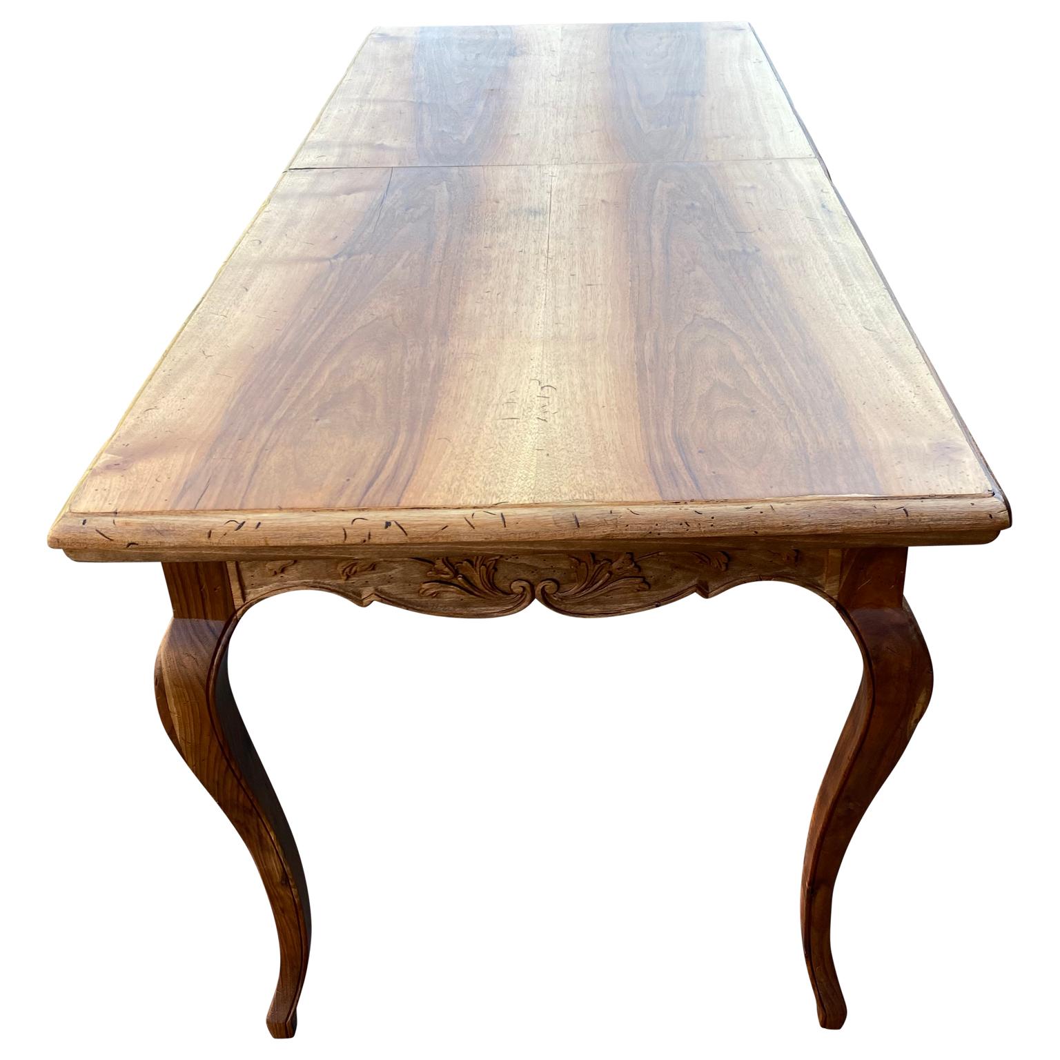 Long Italian vintage farmhouse dining table with two leaves
Marked 