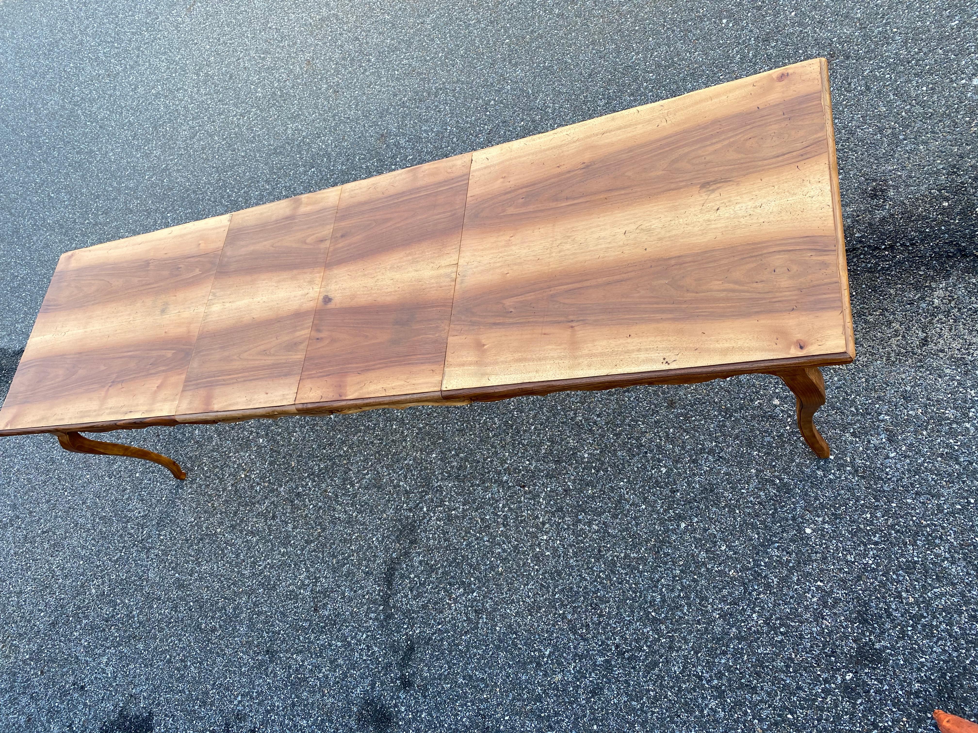 Veneer Long Italian Vintage Farmhouse Dining Table With Two Leaves