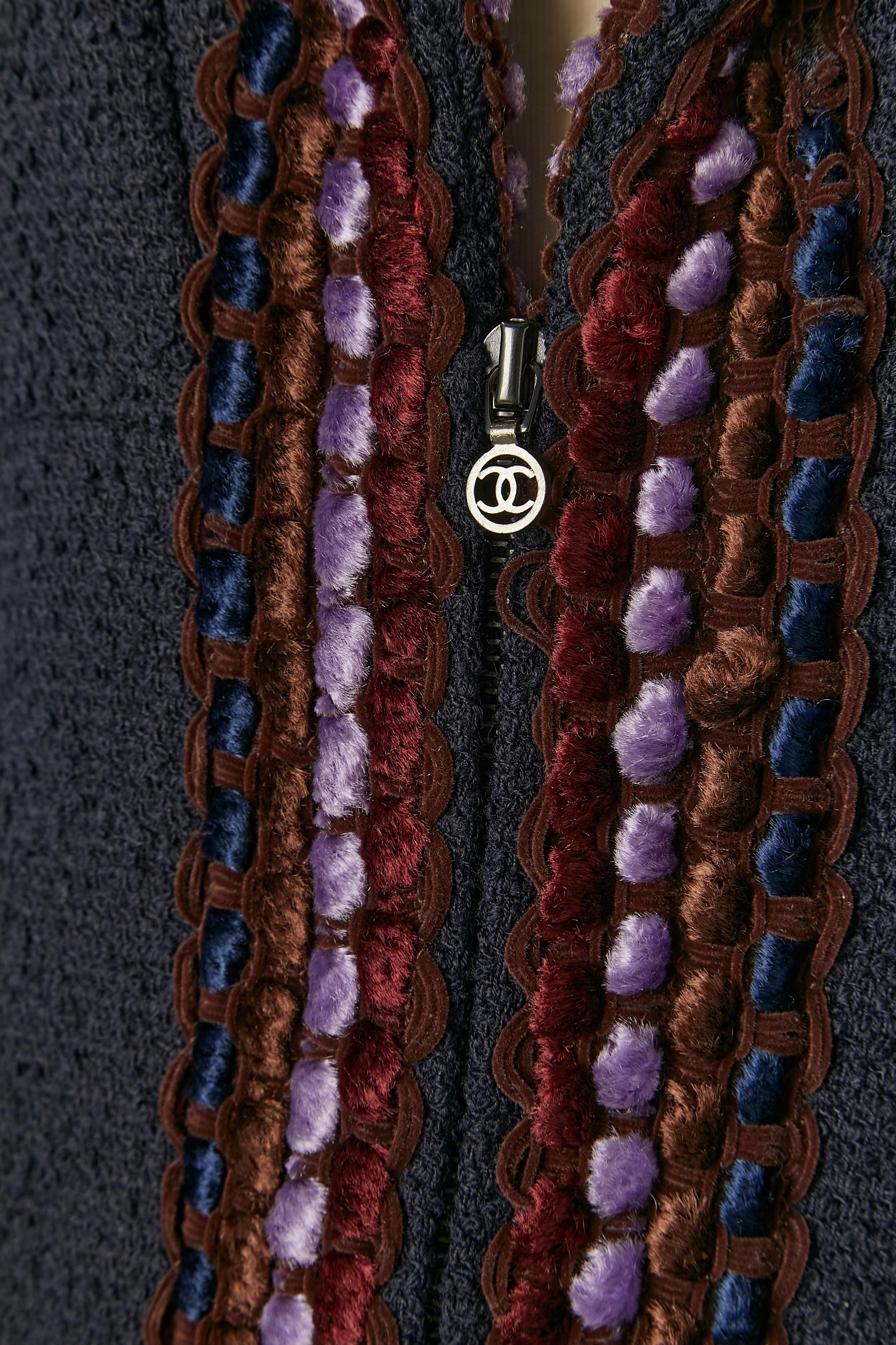 Black Long jacket in Navy tweed with velvet trims and zip closure Chanel Boutique For Sale