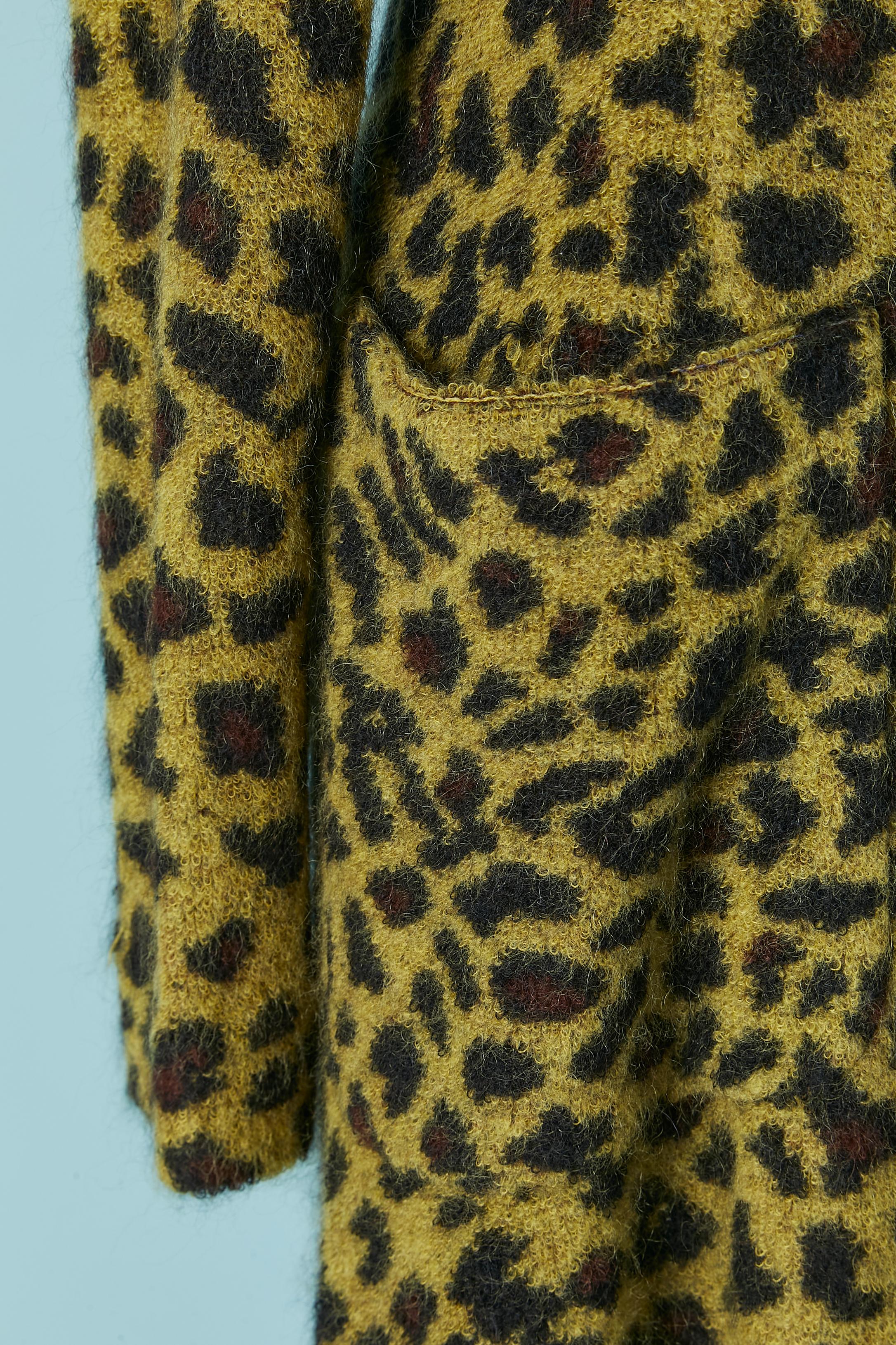 Long jacquard knit coat with animal pattern MISSONI In Excellent Condition For Sale In Saint-Ouen-Sur-Seine, FR