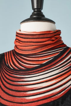 Lang Jersey-Kleid mit einer „trompe l'oeil“-Schal, bedruckt Roberta Di Camarino