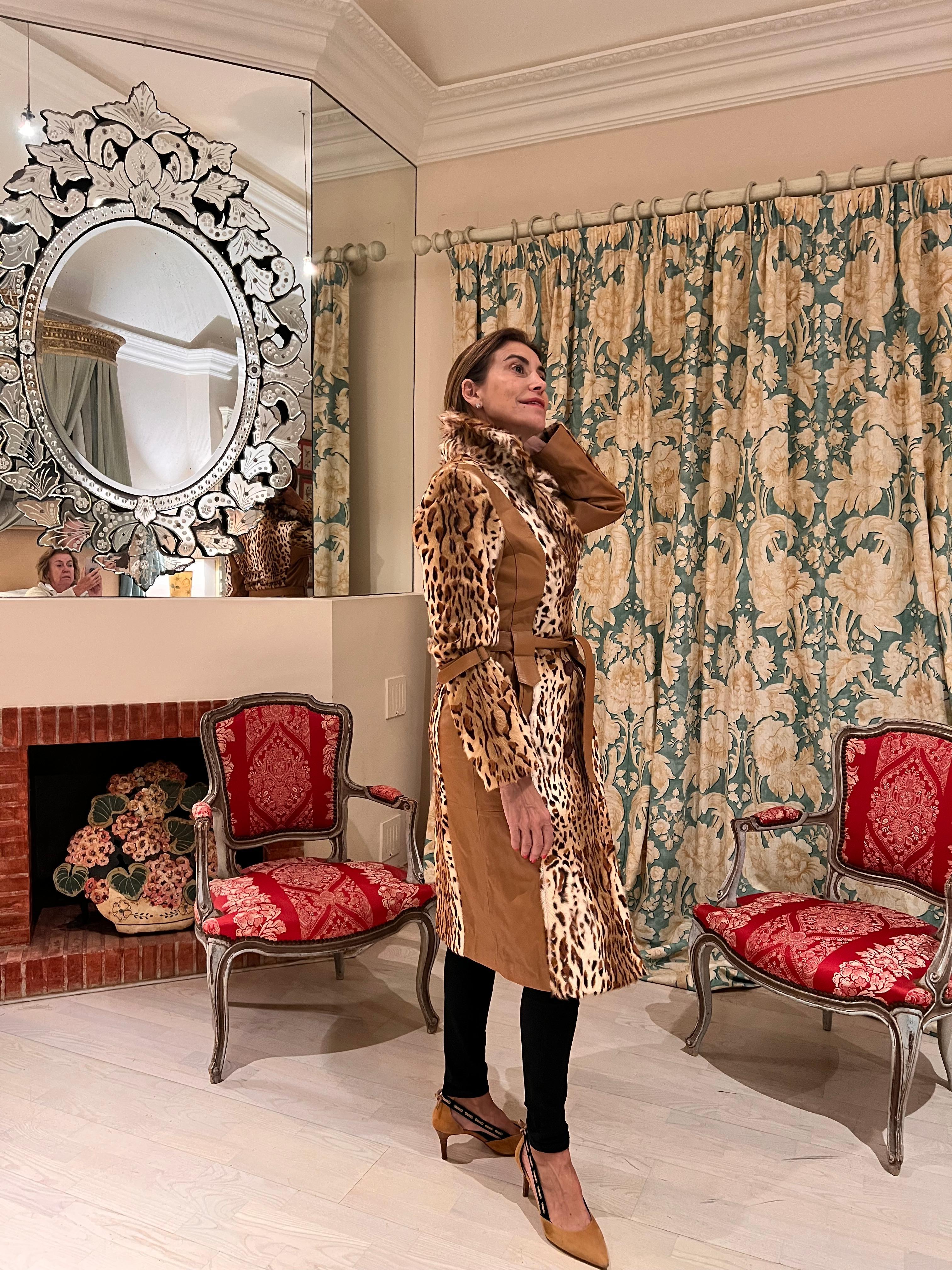 Women's or Men's Long Leopard and brown Leather Coat For Sale