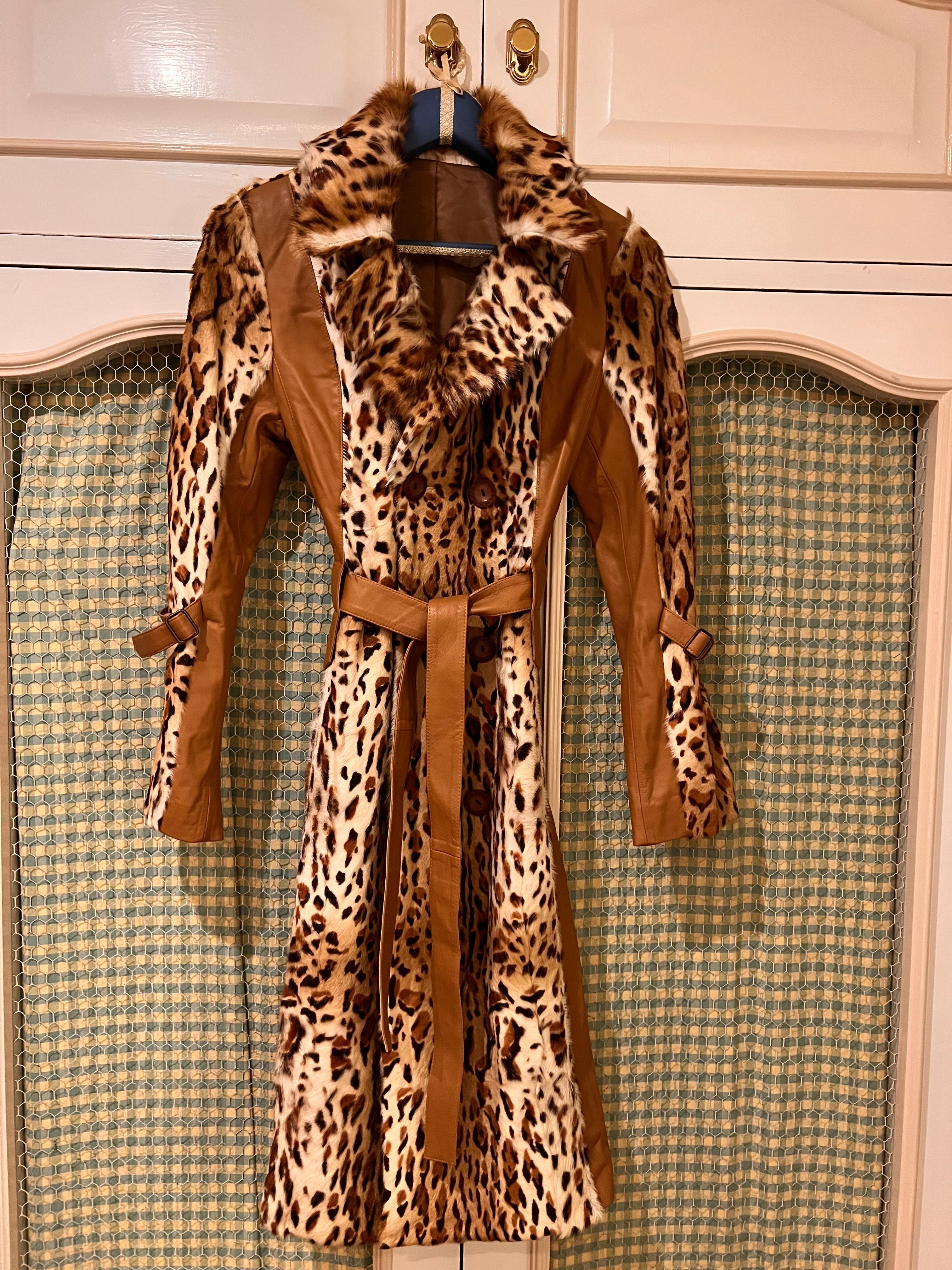 Long Leopard and brown Leather Coat For Sale 3