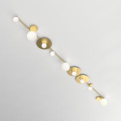 Long Line, 9 globi e 3 dischi, Plafoniera di Atelier Ati
