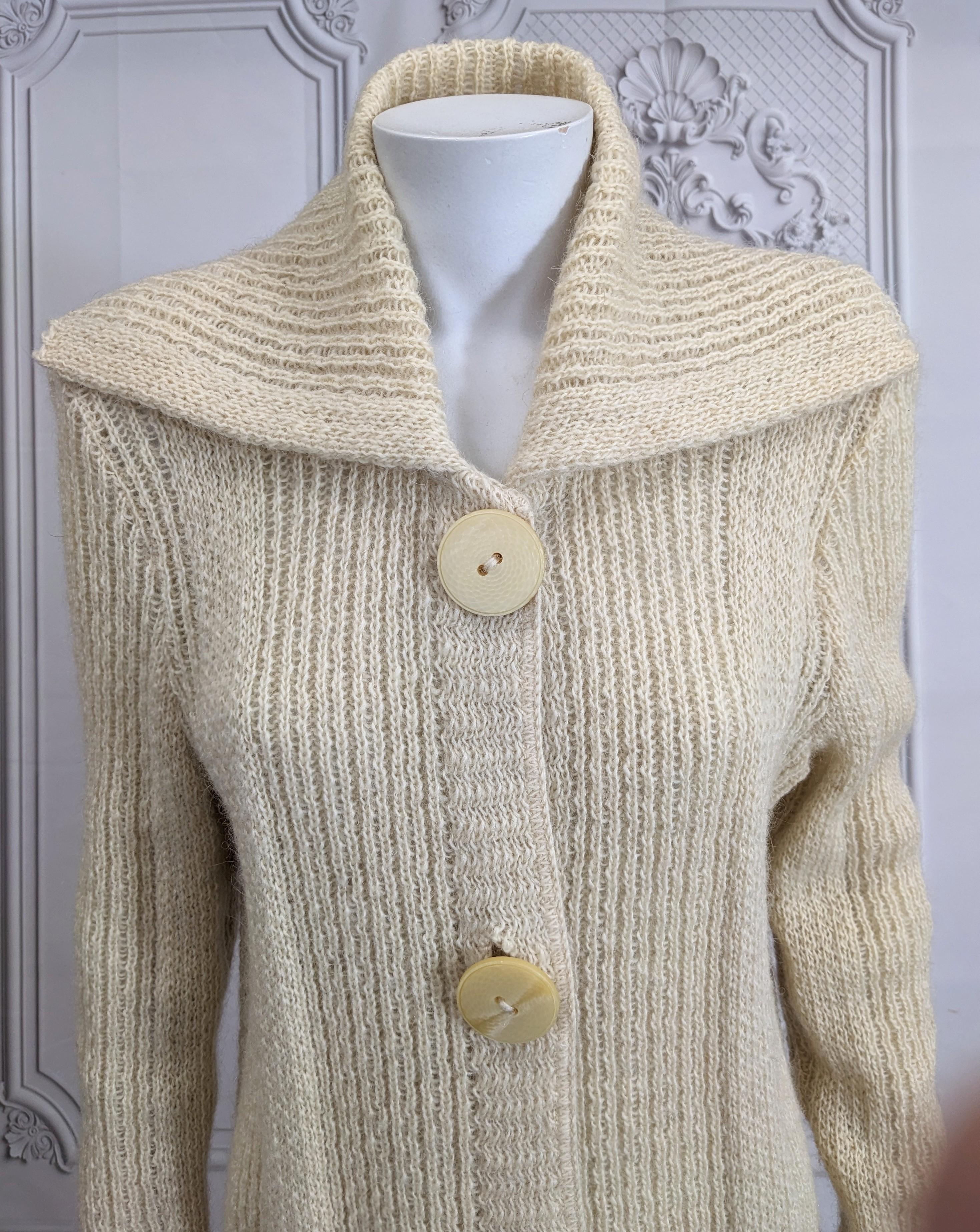 Long Line Ribbed Wool Sweater Cardigan In Good Condition For Sale In New York, NY