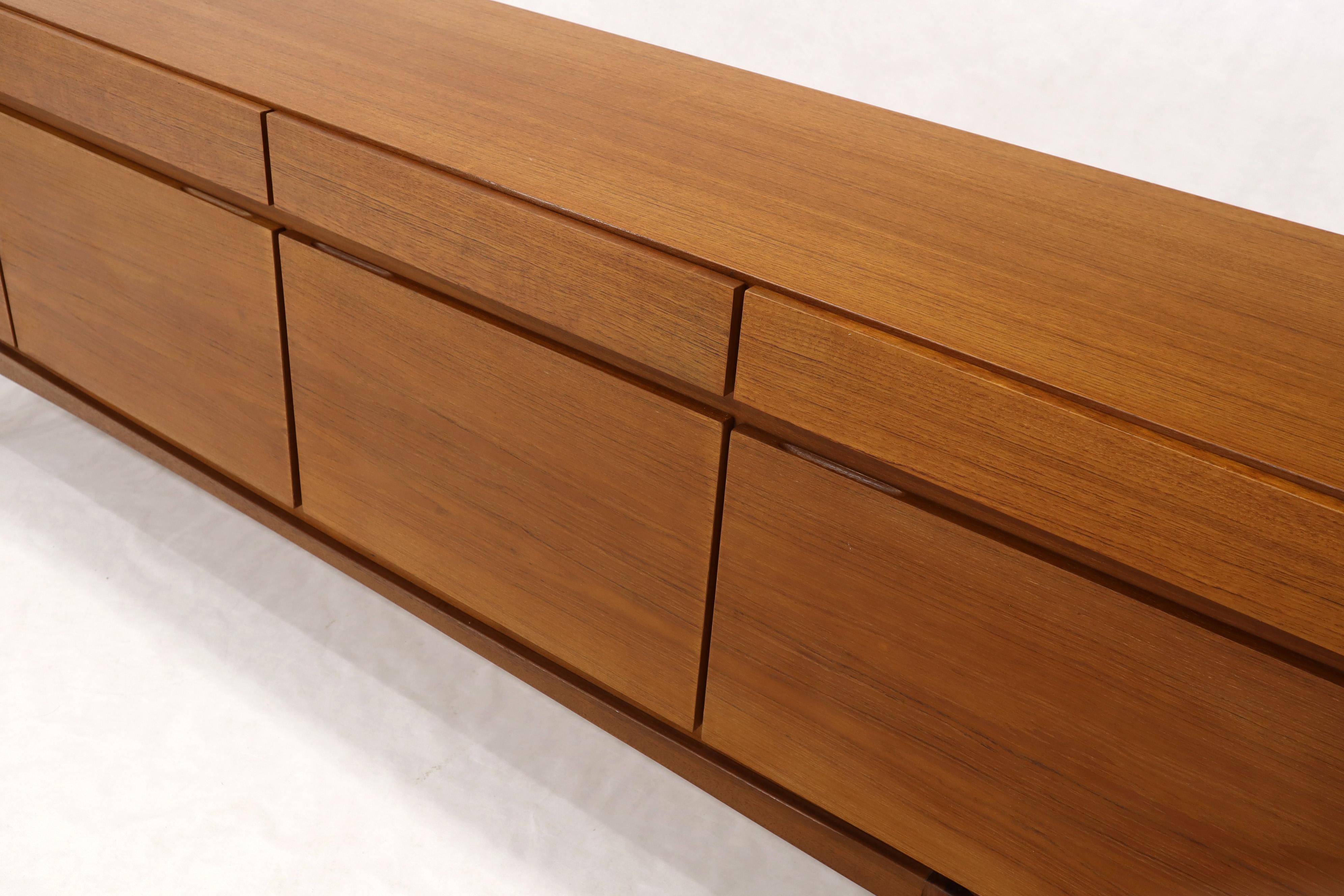 Long Low Danish Mid-Century Modern Credenza Four Doors and Drawers Compartments  2