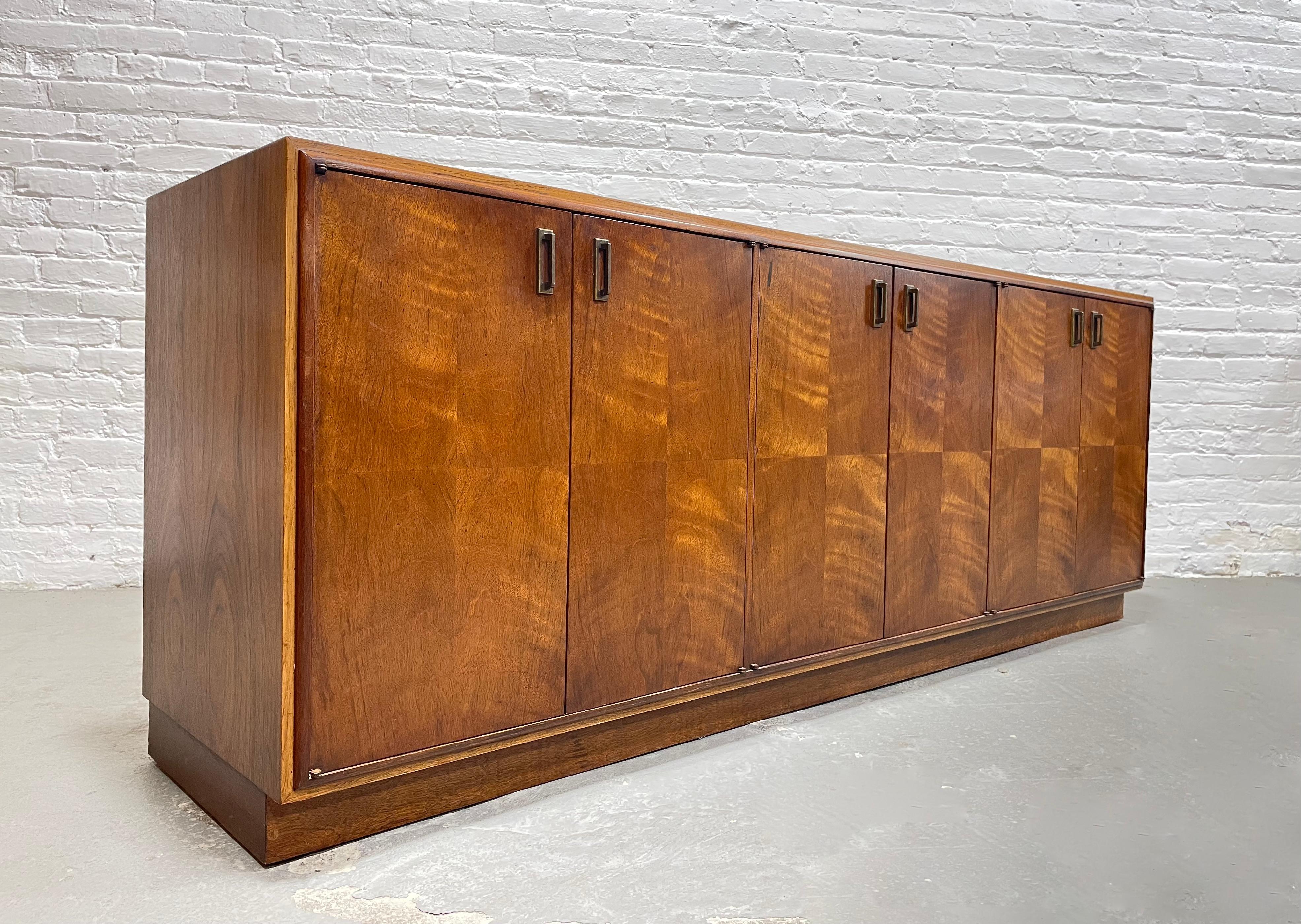 LONG + MAGNIFICENT Mid Century Modern Walnut CREDENZA / Media Stand / Sideboard  For Sale 6