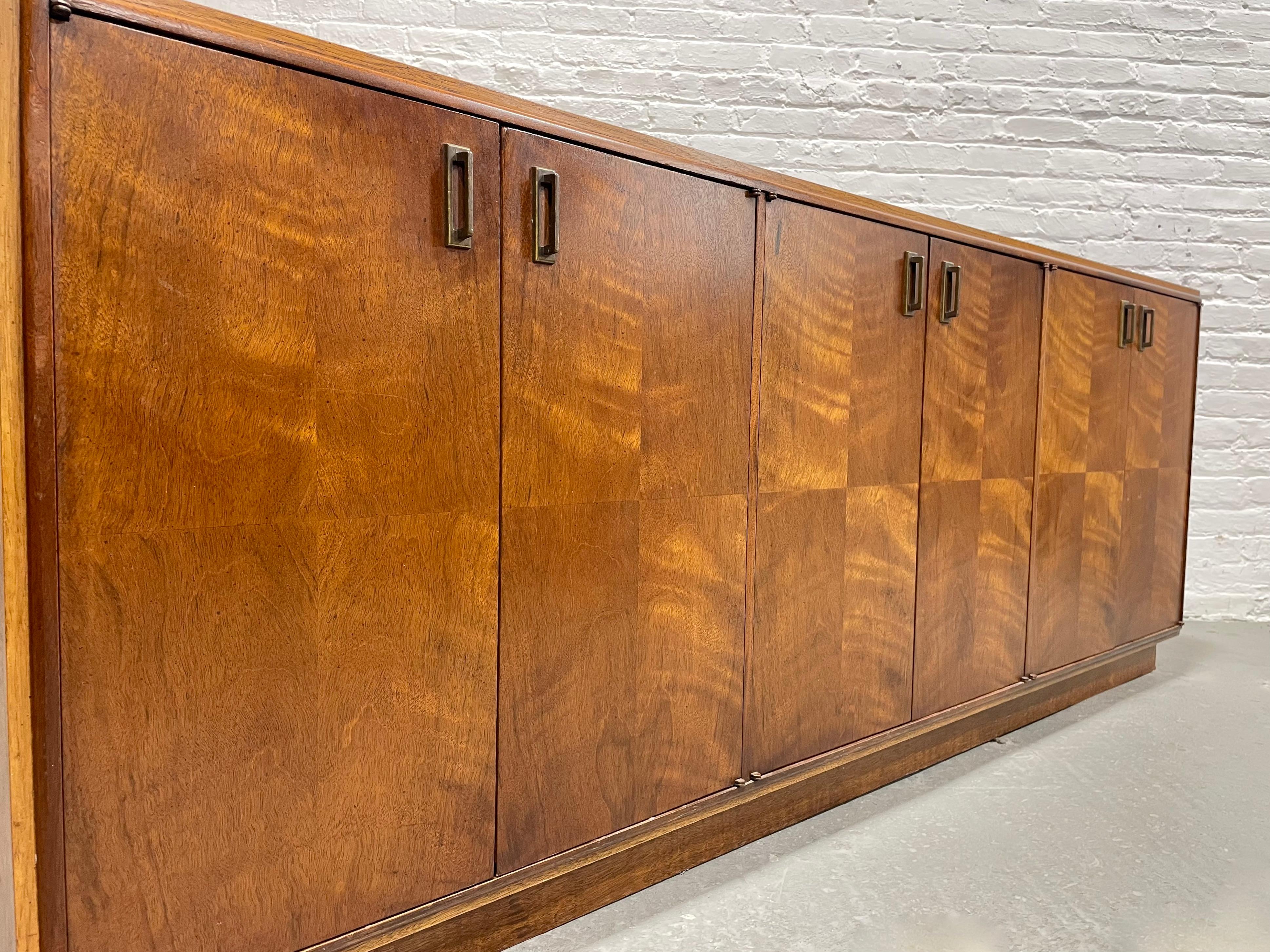 LONG + MAGNIFICENT Mid Century Modern Walnut CREDENZA / Media Stand / Sideboard  For Sale 7