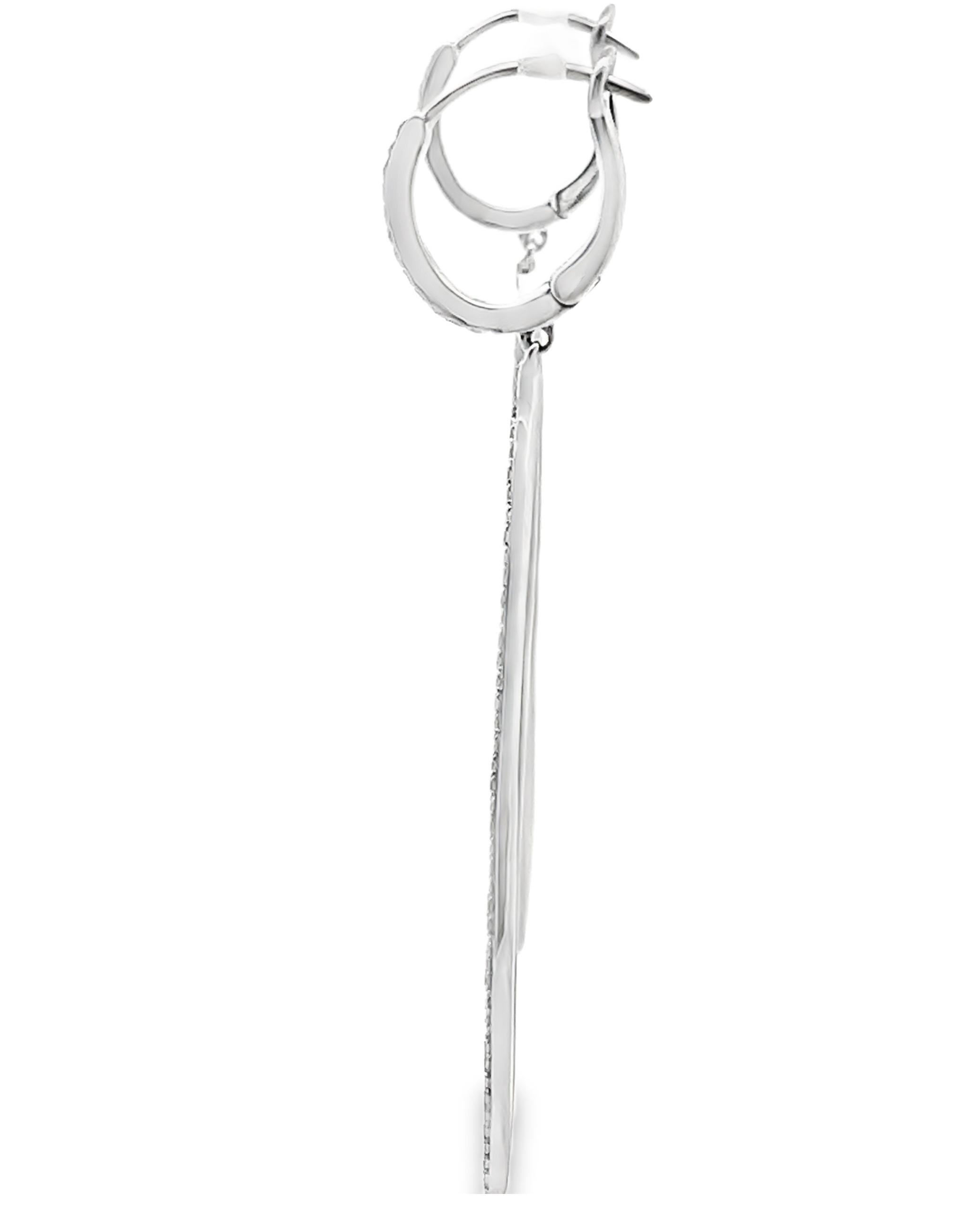 Taglio rotondo Orecchini a goccia lunghi con diamanti e marquise in oro bianco 14K con chiusura a strappo in vendita