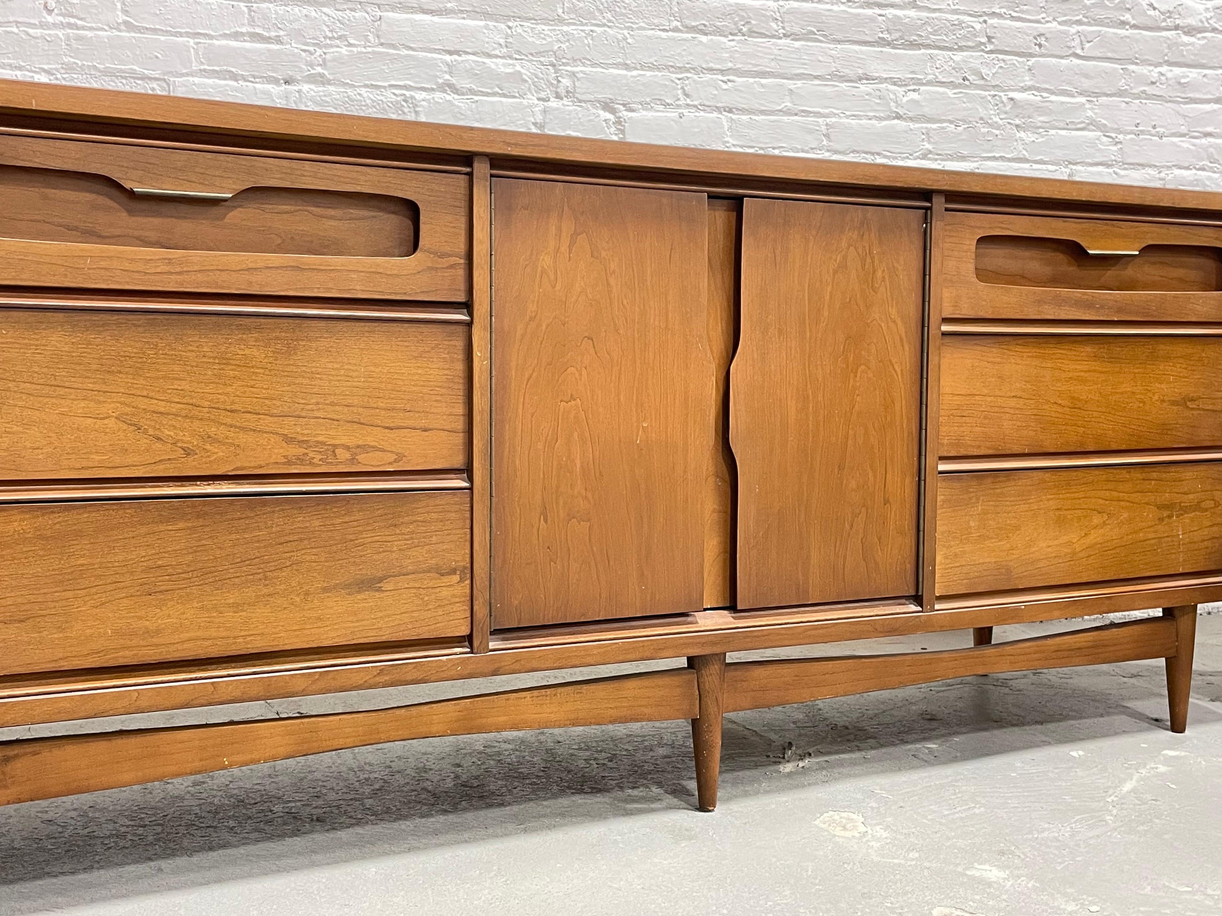 Long Mid-Century Modern Walnut Dresser by Bassett Furniture Co., C. 1960s 1