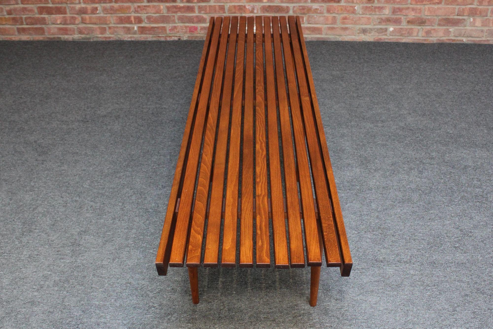 Long Mid-Century Modern Walnut Slatted Bench / Coffee Table with Tapered Legs In Good Condition For Sale In Brooklyn, NY