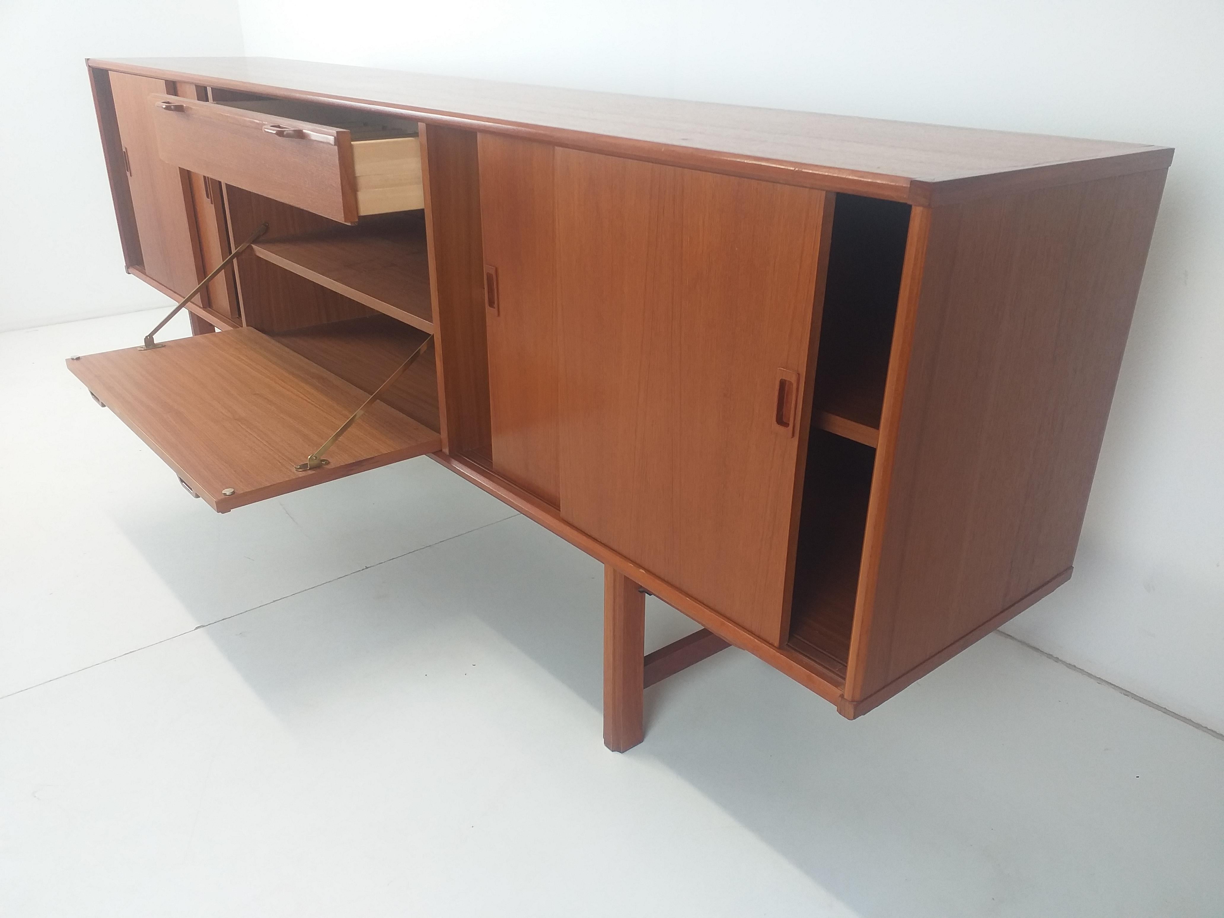 Long Midcentury Sideboard Fristho, 1960s For Sale 4