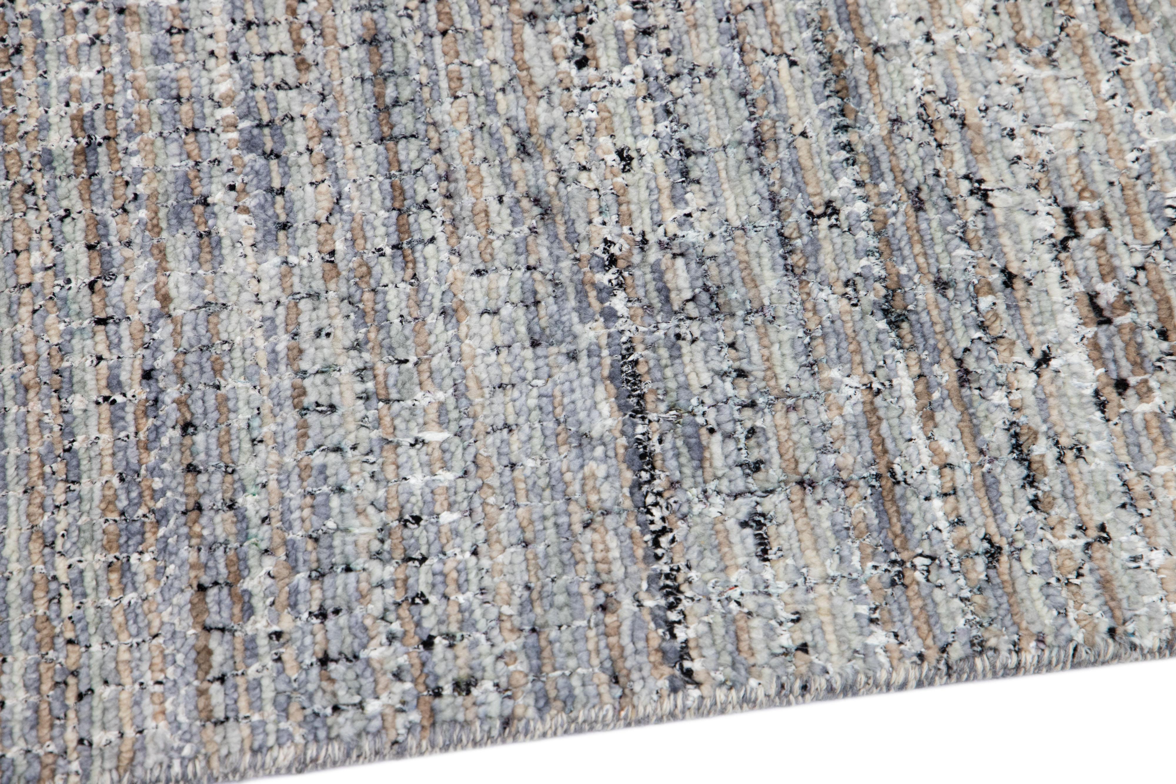 Contemporary Long Modern Savannah Handmade Gray Wool Runner with Geometric Pattern For Sale
