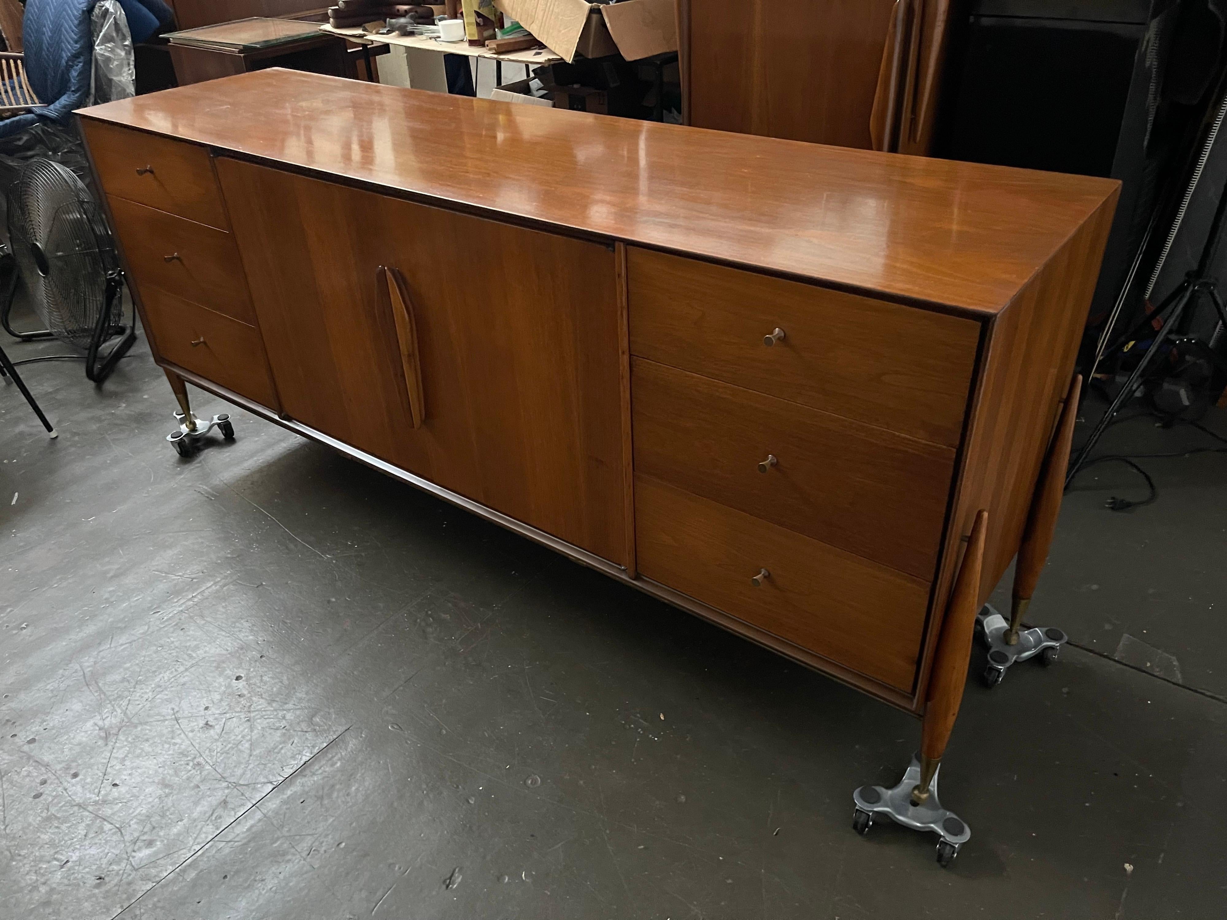 Long Dresser or Credenza by Specialty Woodcraft, 1957 In Good Condition For Sale In Framingham, MA