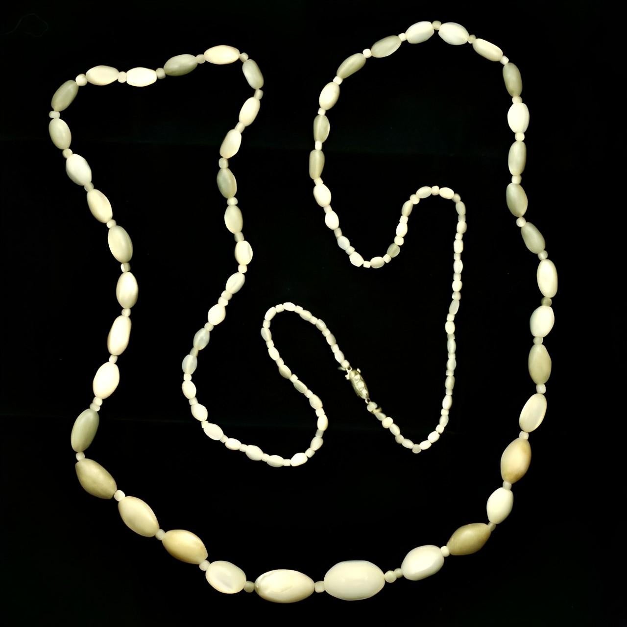 Long Mother of Pearl Bead Necklace For Sale 3