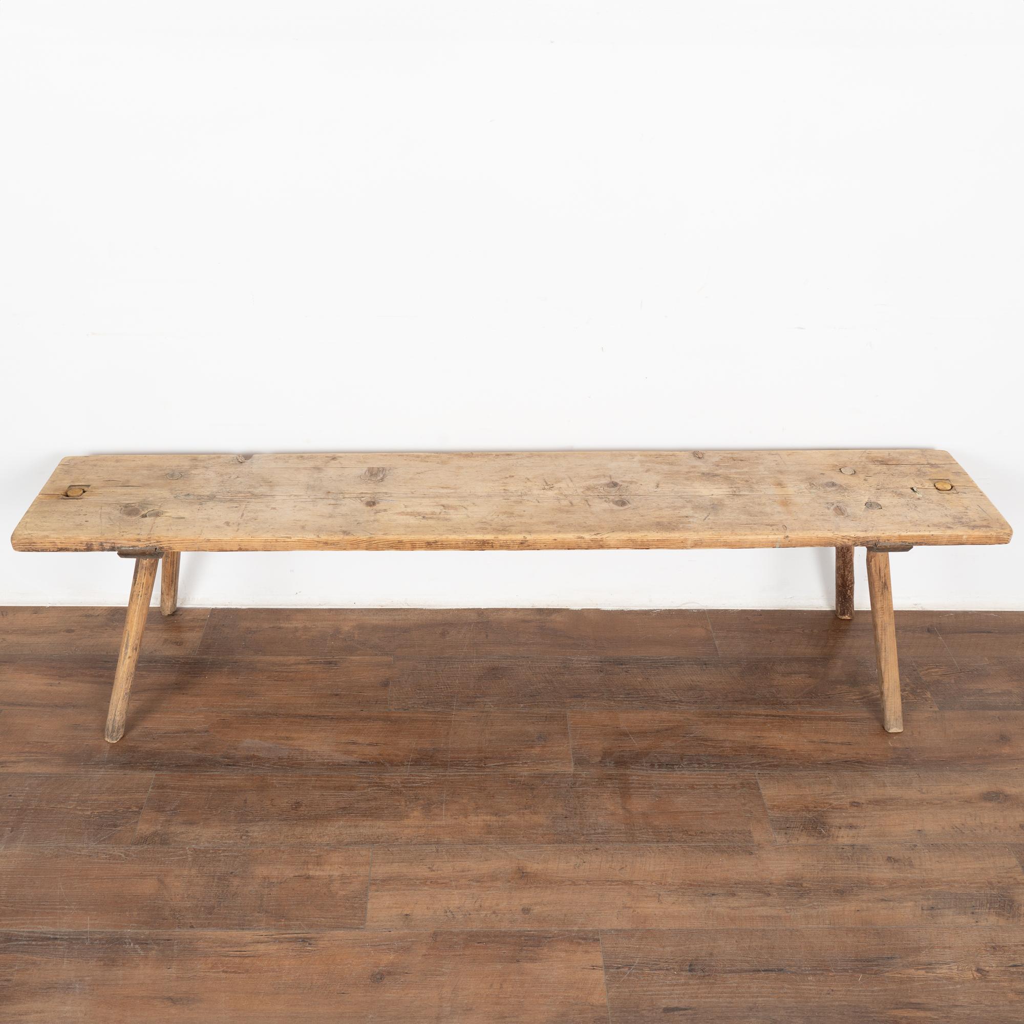 Long Narrow Rustic Peg Leg Bench, Hungary circa 1890 In Good Condition In Round Top, TX