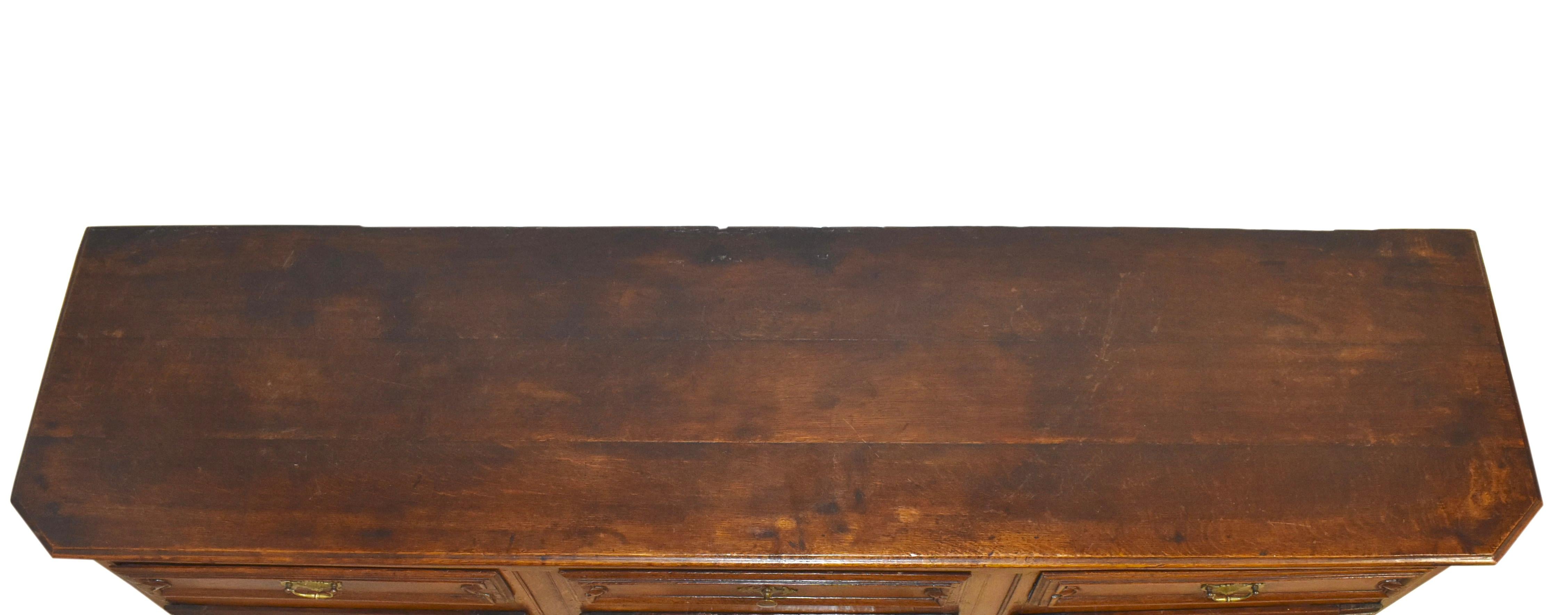 20th Century Long Oak Sideboard Buffet, circa 1905 For Sale