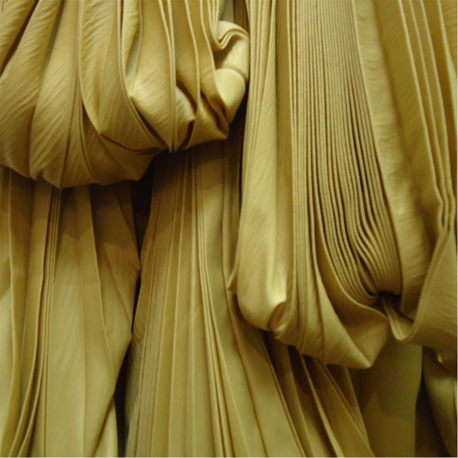 Women's Byblos Long origami dress size 42 For Sale