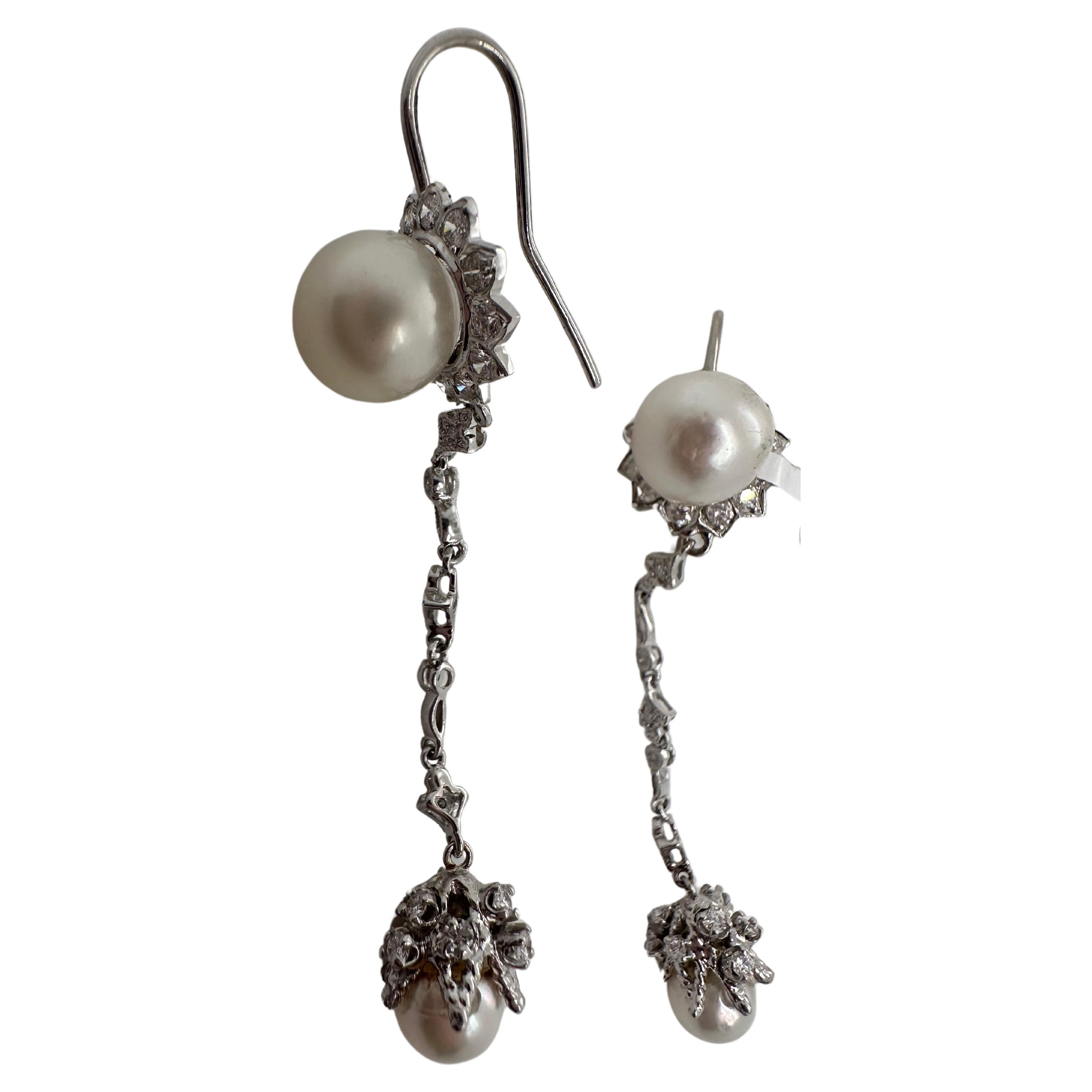 Long pearl earrings with diamonds cocktail dangling earrings 14kt gold For Sale