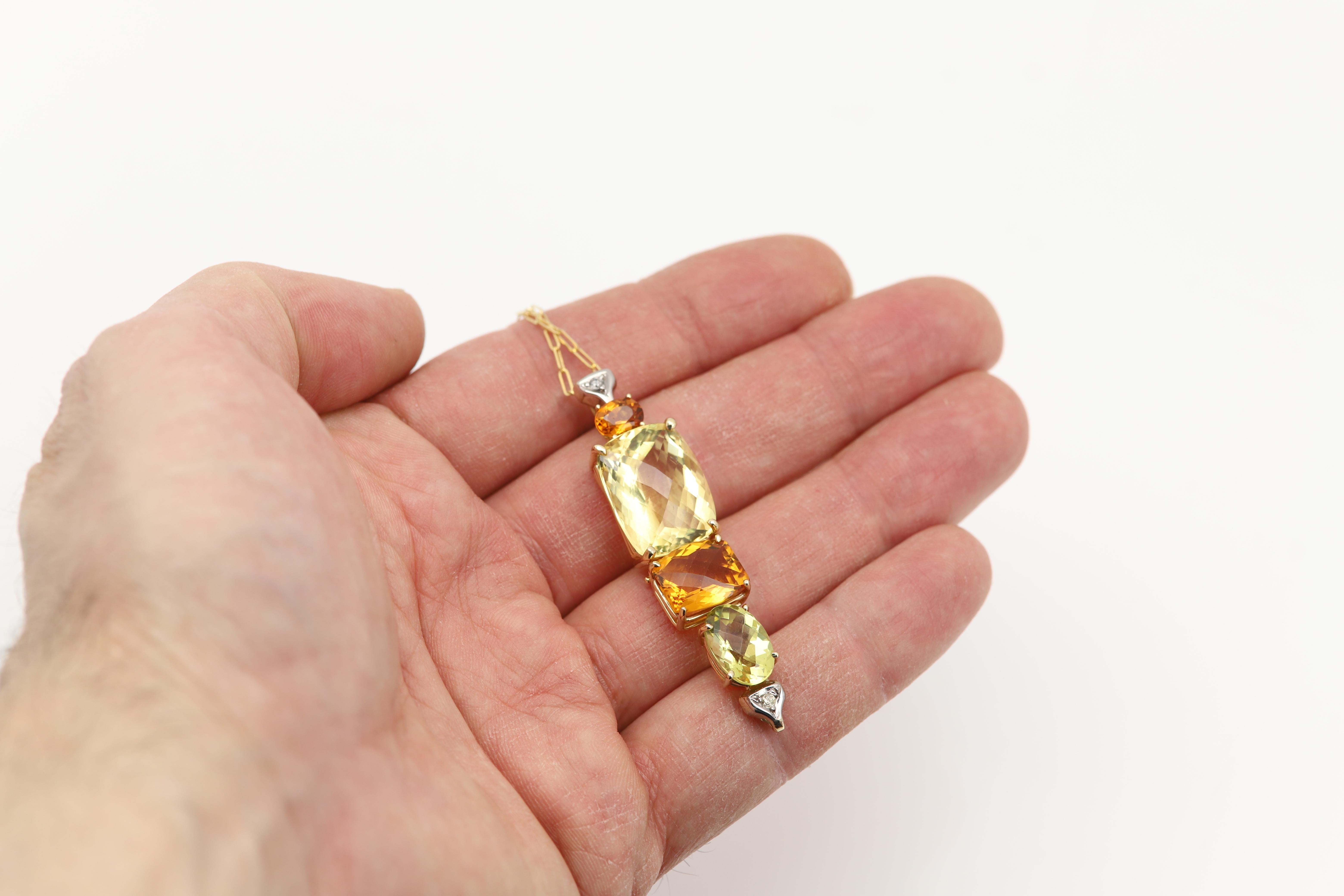 Langer Anhänger Brilliant Citrin Lemon und orangefarbene Edelsteine 14 Karat im Angebot 3