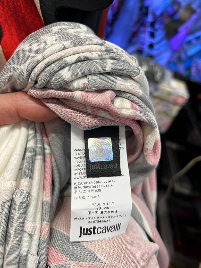 Robe longue en rayonne imprimée JUST CAVALLI Nouveau avec étiquette en vente 3