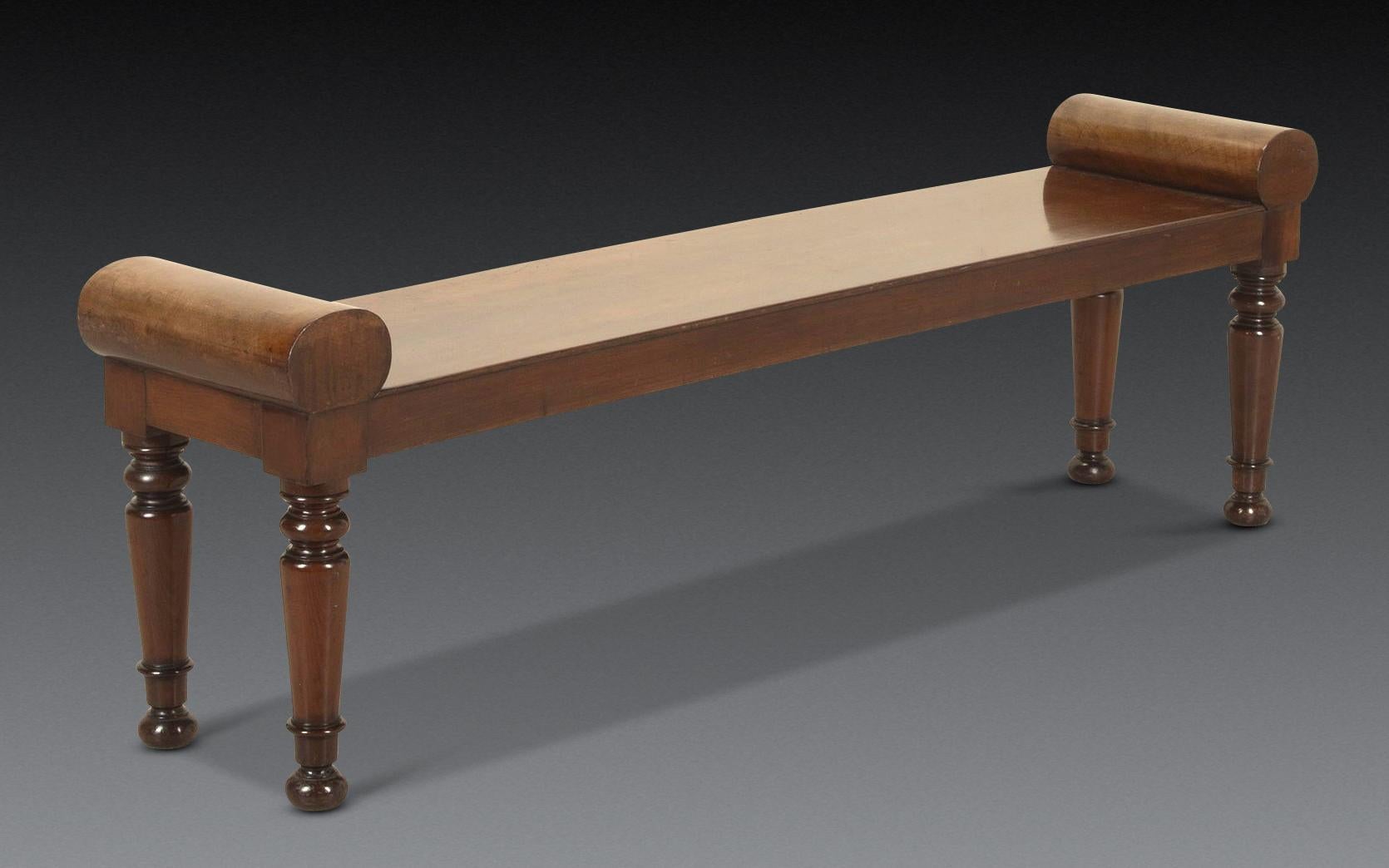 Long Regency Mahogany Hall Bench en vente 4