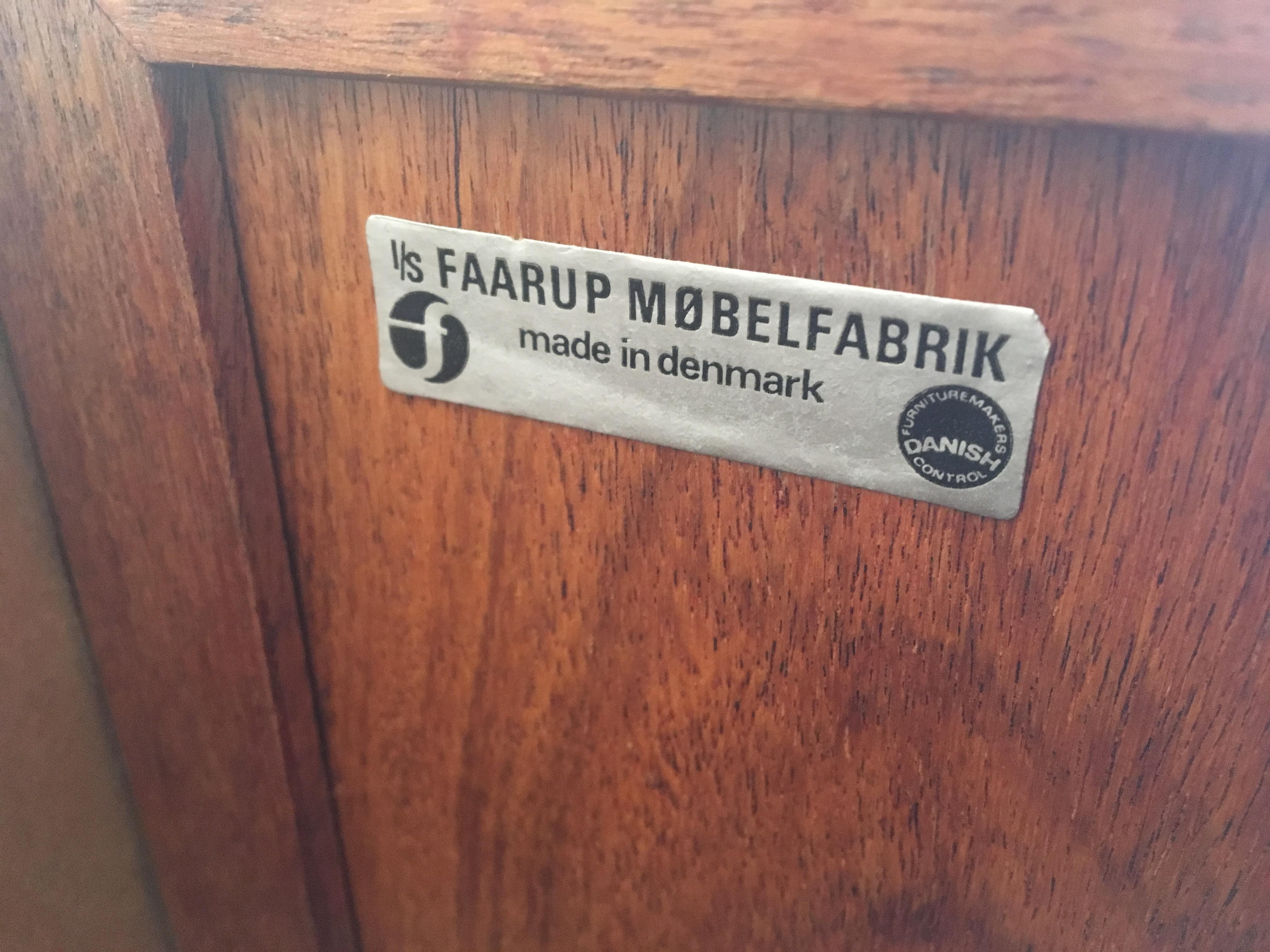 Long Rosewood Credenza by Ib Kofod-Larsen for Faarup Møbelfabrik 6