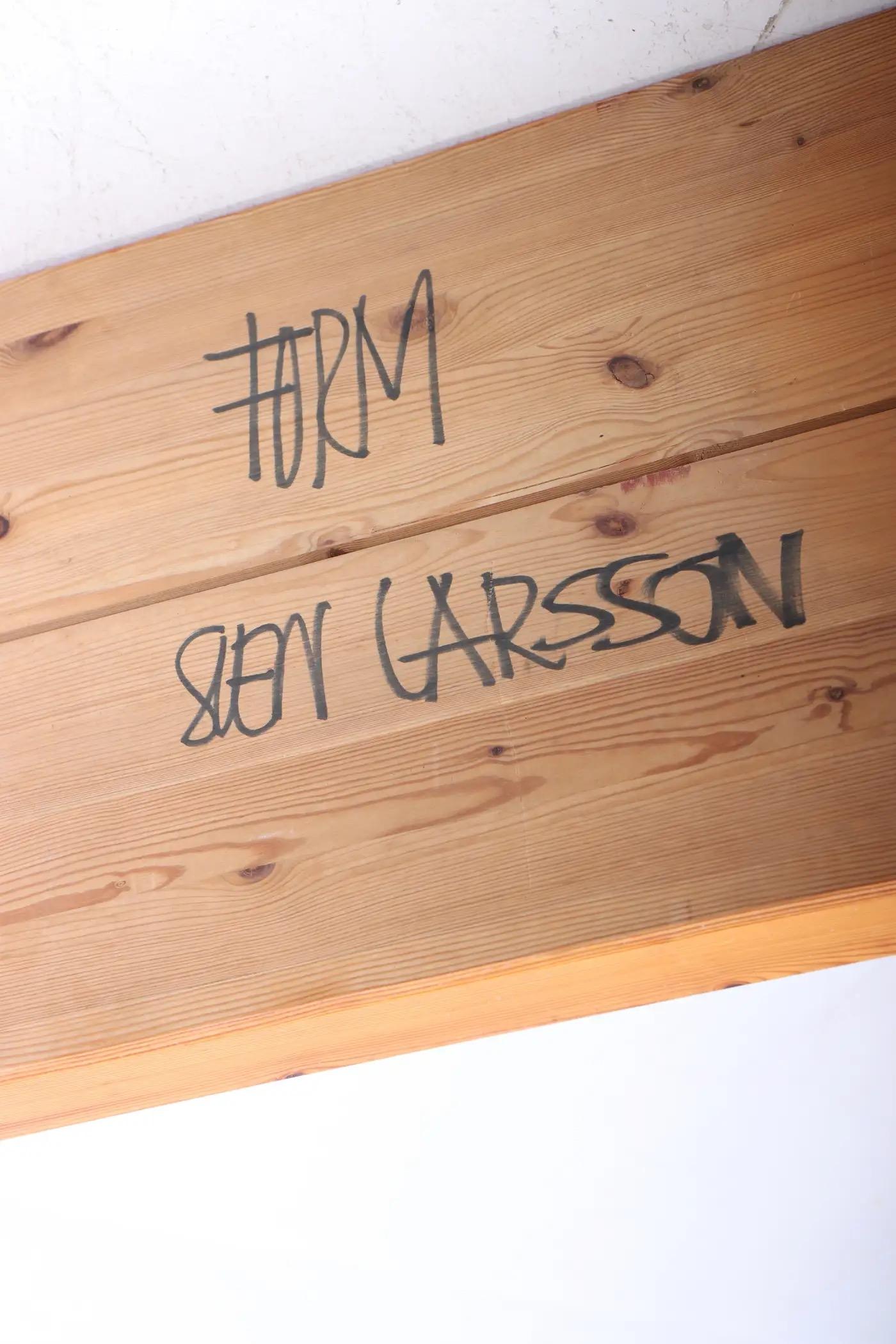 Banc scandinave en pin massif de Sven Larsson, 1960 en vente 1
