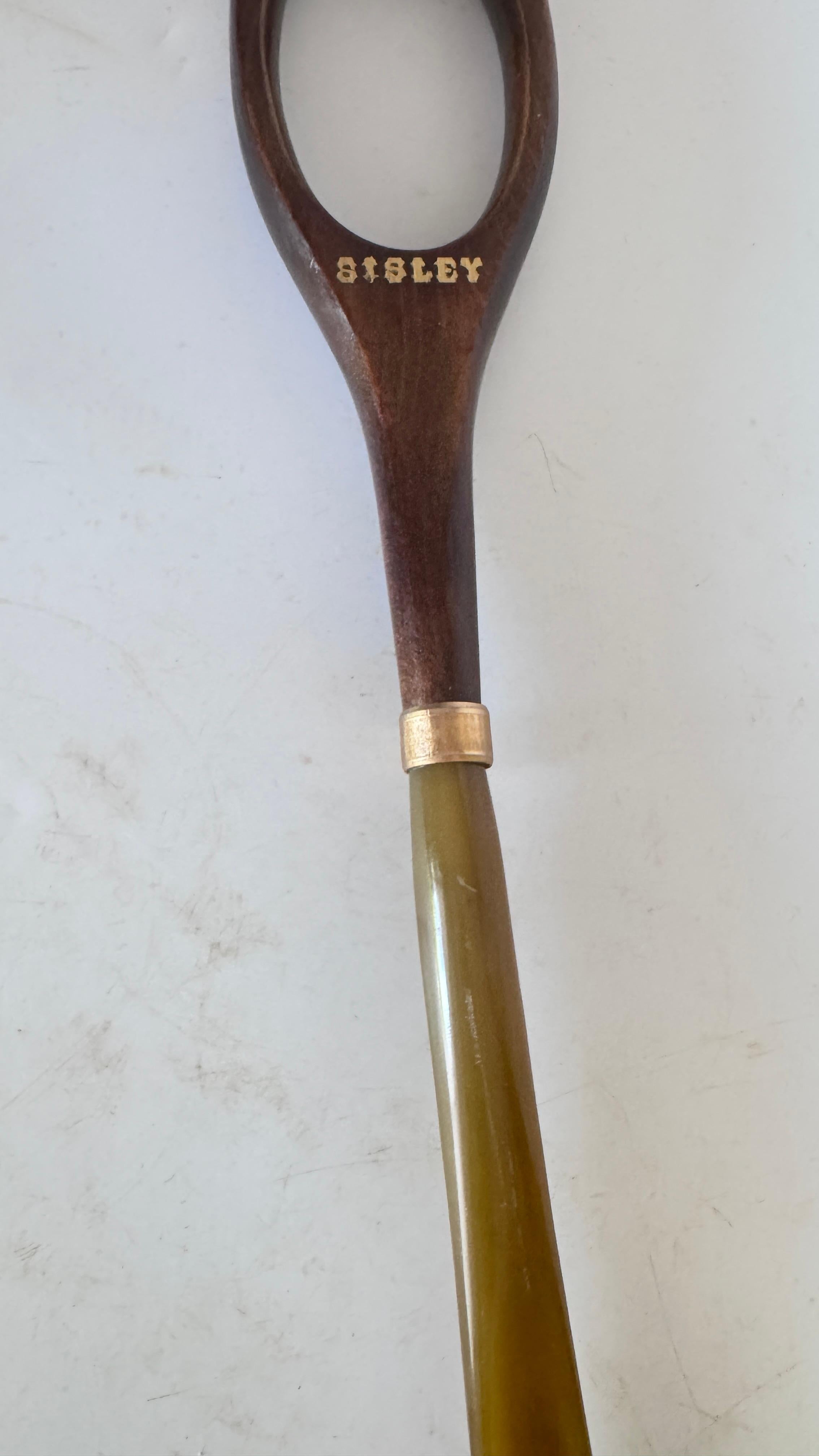 Langer Schuhlöffel aus Holz und Horn - französisches Handwerk - 1970er Jahre im Angebot 1