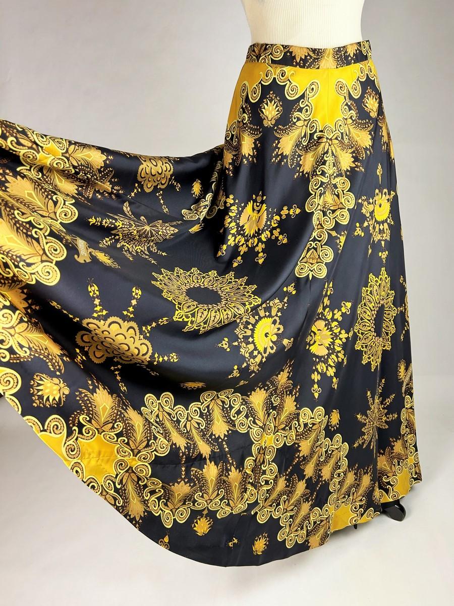 Long silk skirt by Hermès, named fantaisie design by Henri d'Origny Circa 1998 For Sale 7