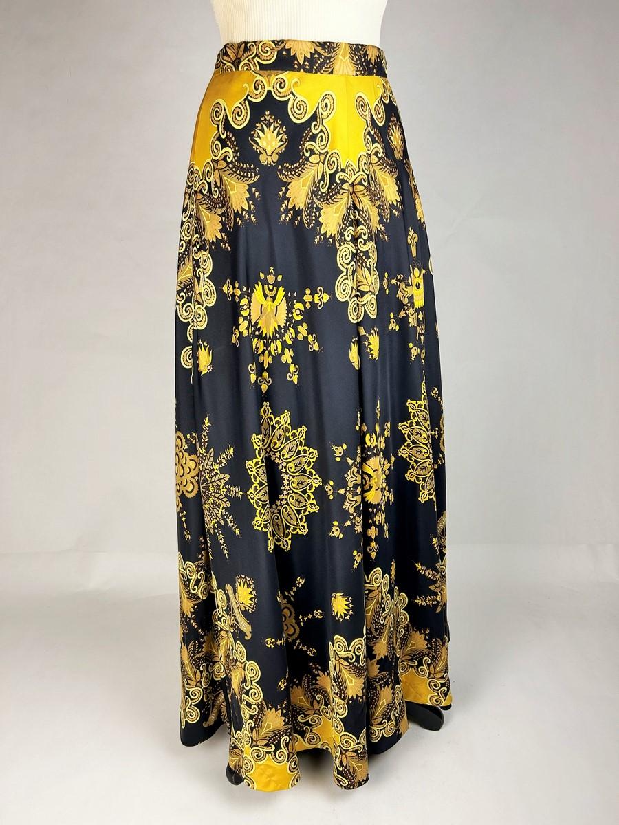 Long silk skirt by Hermès, named fantaisie design by Henri d'Origny Circa 1998 For Sale 4